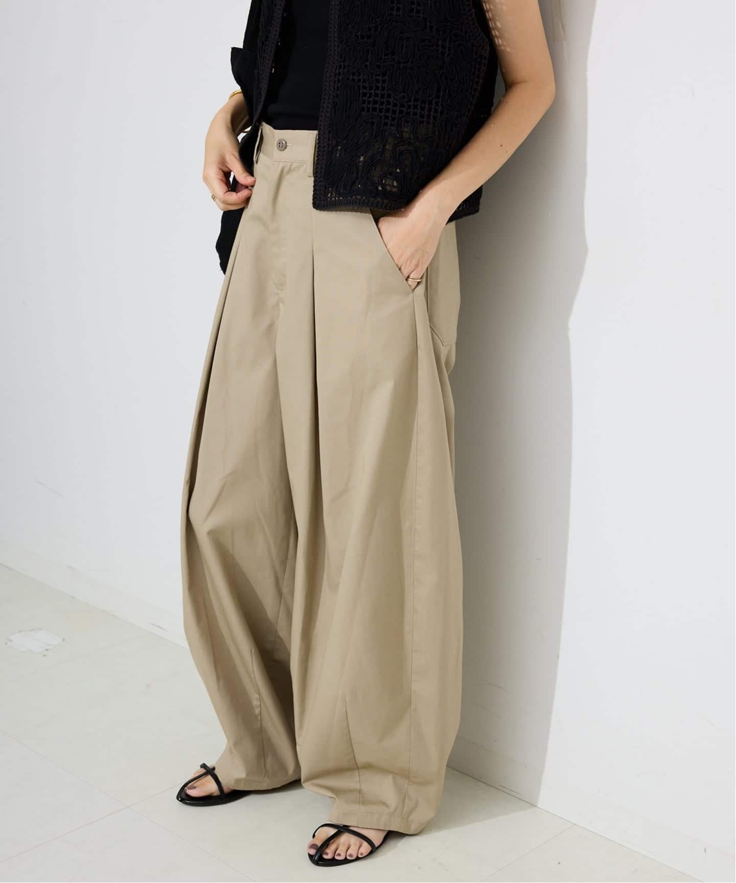 接触冷感/WEB限定/追加予約》ライトチノタックカーブトラウザー