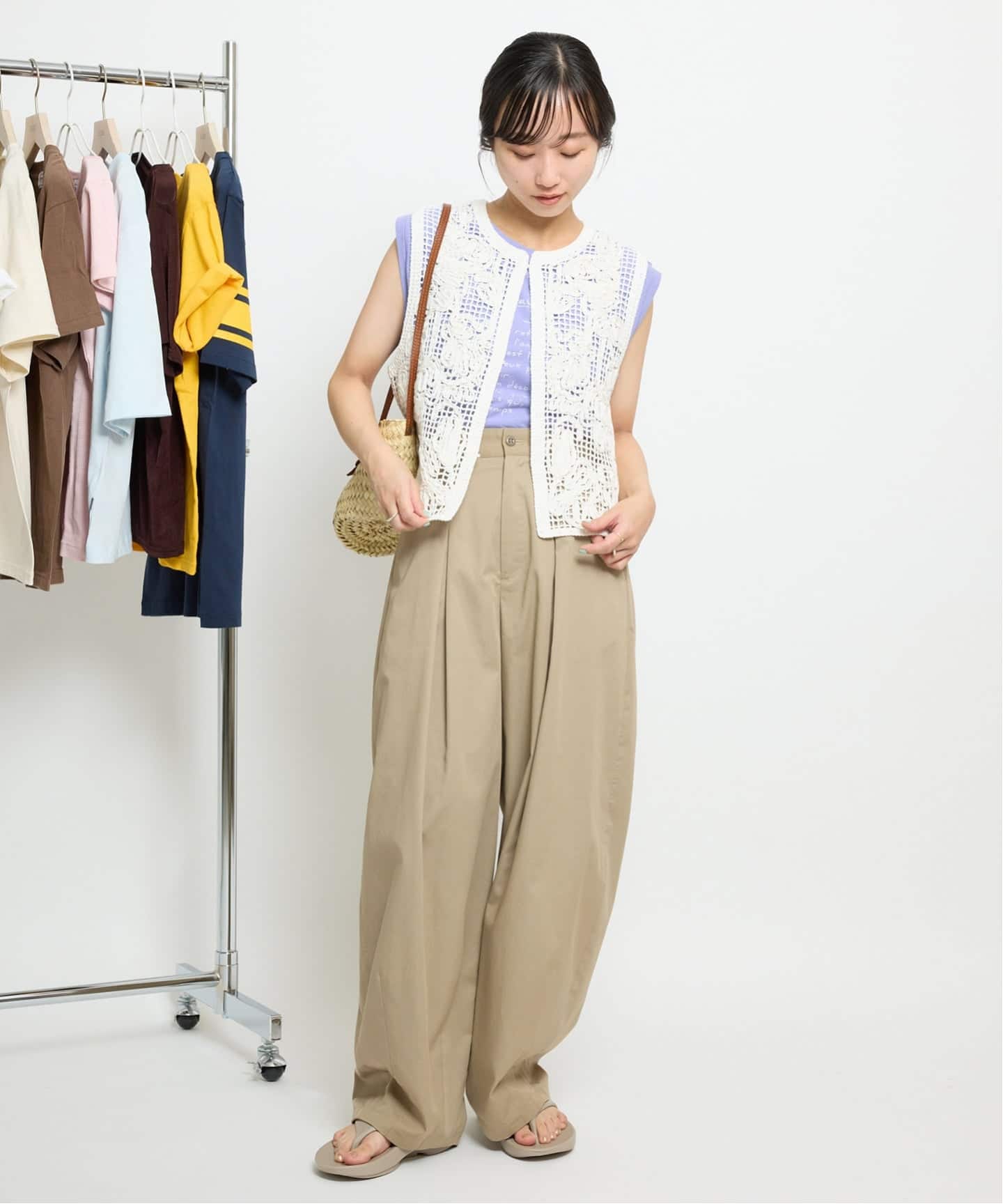 追加5》ライトチノタックカーブトラウザー（チノパンツ）｜SLOBE IENA