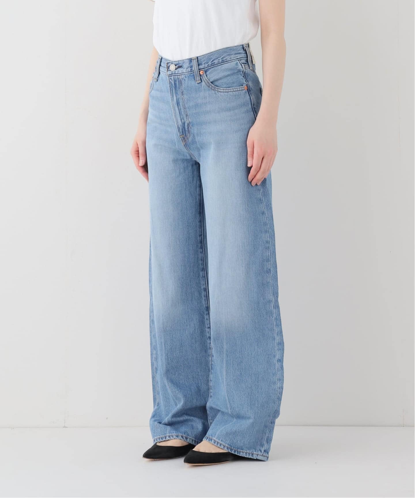 LEVI'S/リーバイス RIBCAGE WIDE LEG A6081-0020（デニムパンツ