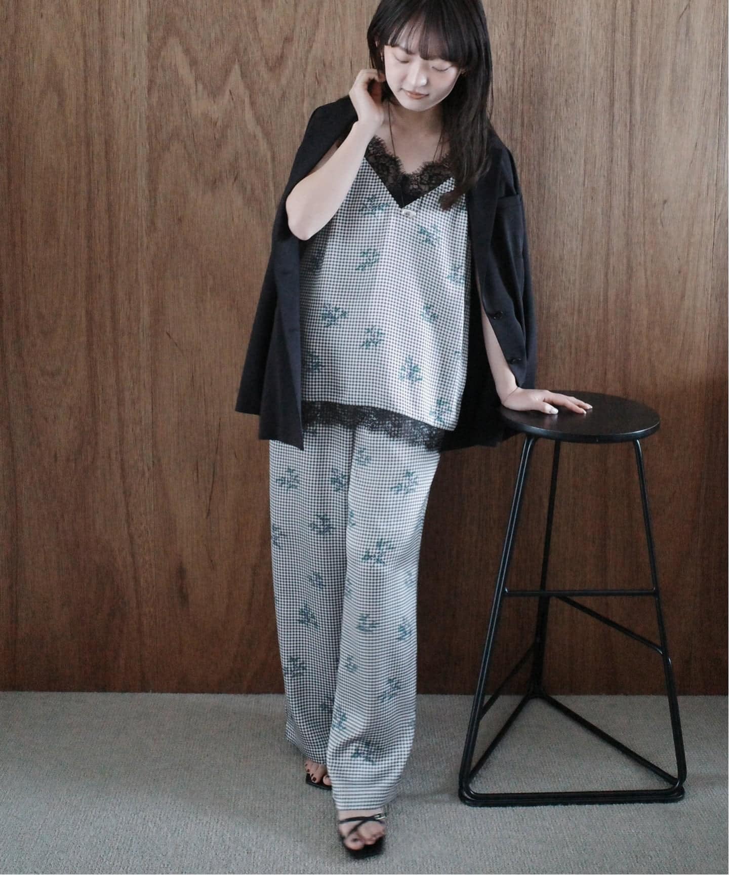 Margaux Dereume × SLOBE サテンイージーパンツ（その他パンツ