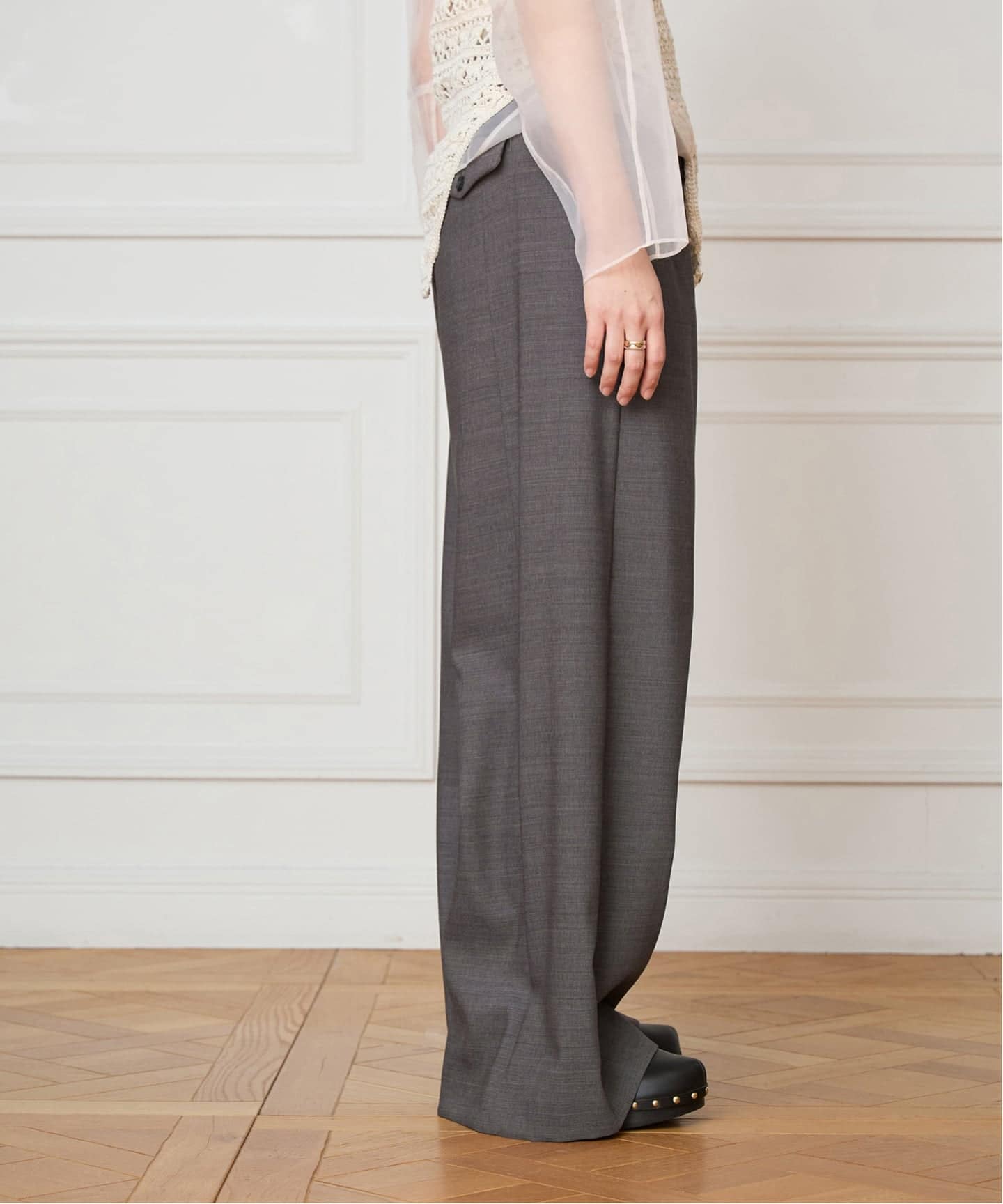 IENA LA BOUCLE サイロウーステッドツイルタックパンツ（スラックス