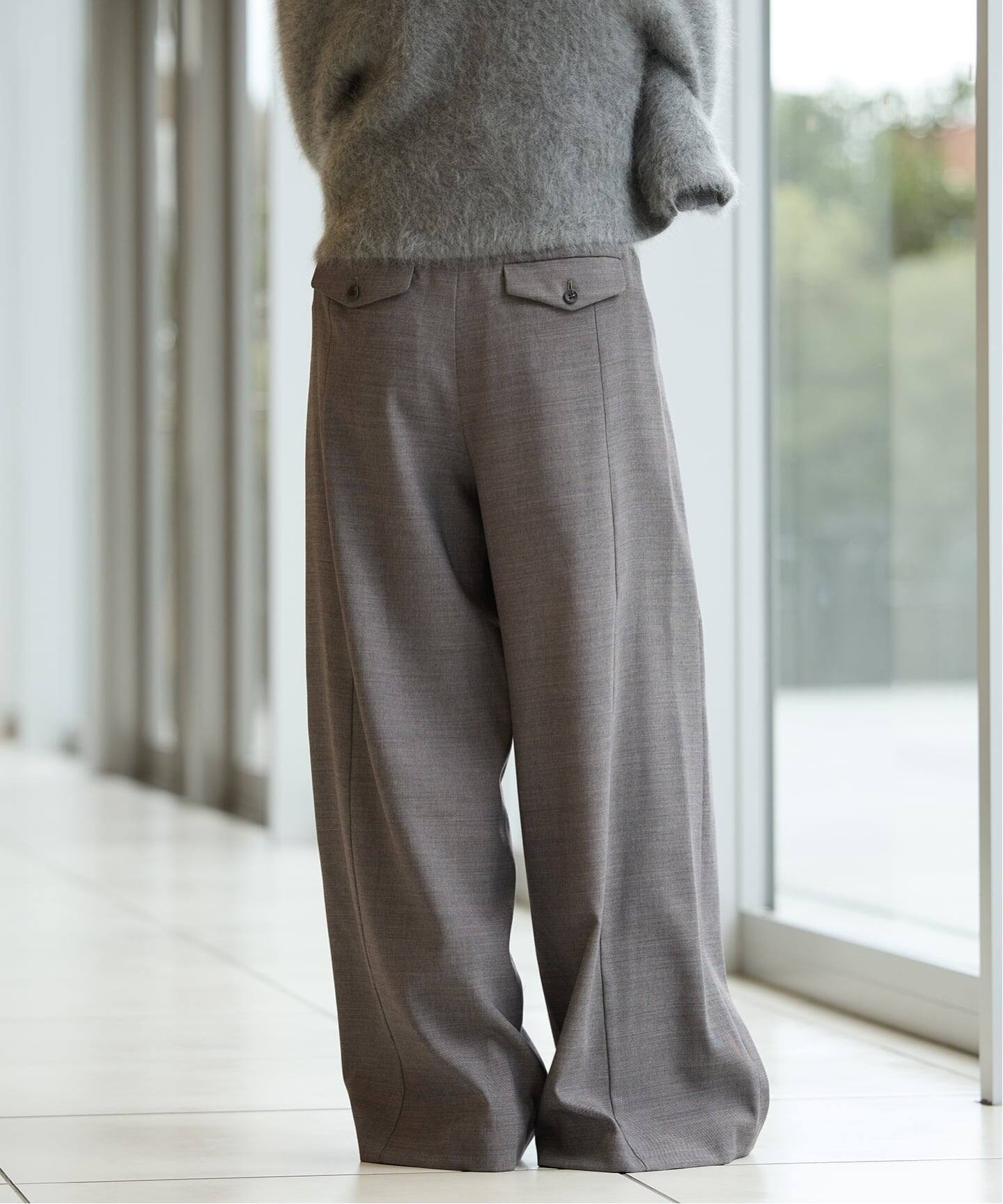 IENA LA BOUCLE サイロウーステッドツイルタックパンツ（スラックス