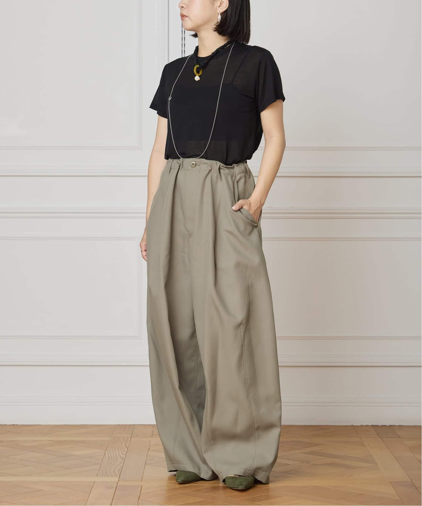 追加予約》IENA LA BOUCLE ブライトギャバイージーバルーンパンツ