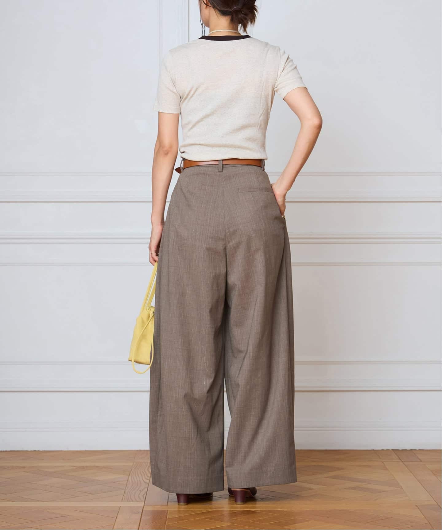 IENA LA BOUCLE コットンウェザーバレルパンツ　ブラウン　38 IENA LA BOUCLE スラブインパーテッドタックパンツ（スラックス
