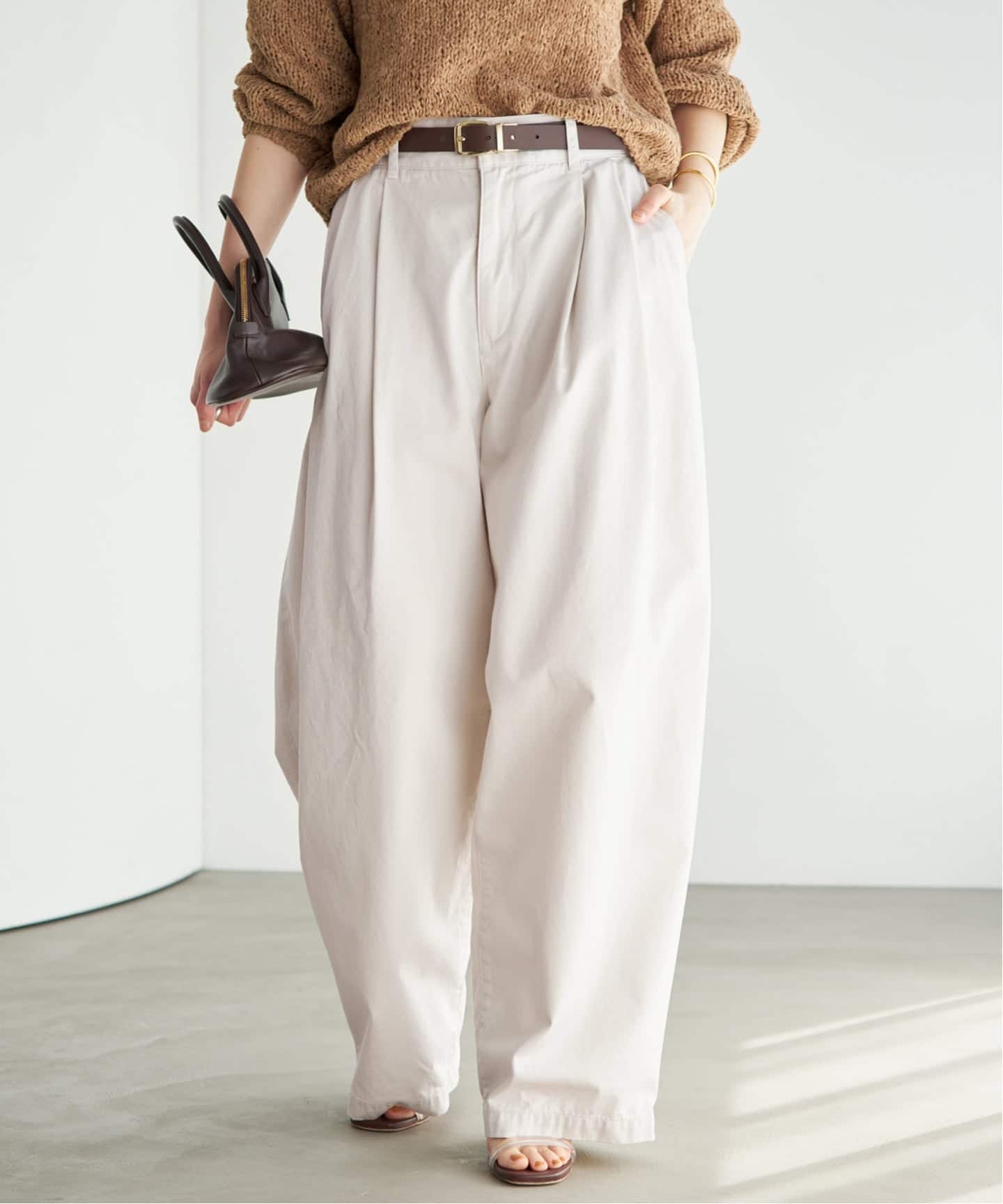 Plage Citizens of humanityスカート26サイズ　べージュ Citizens of Humanity Zurie High-Rise Straight-Leg Jeans