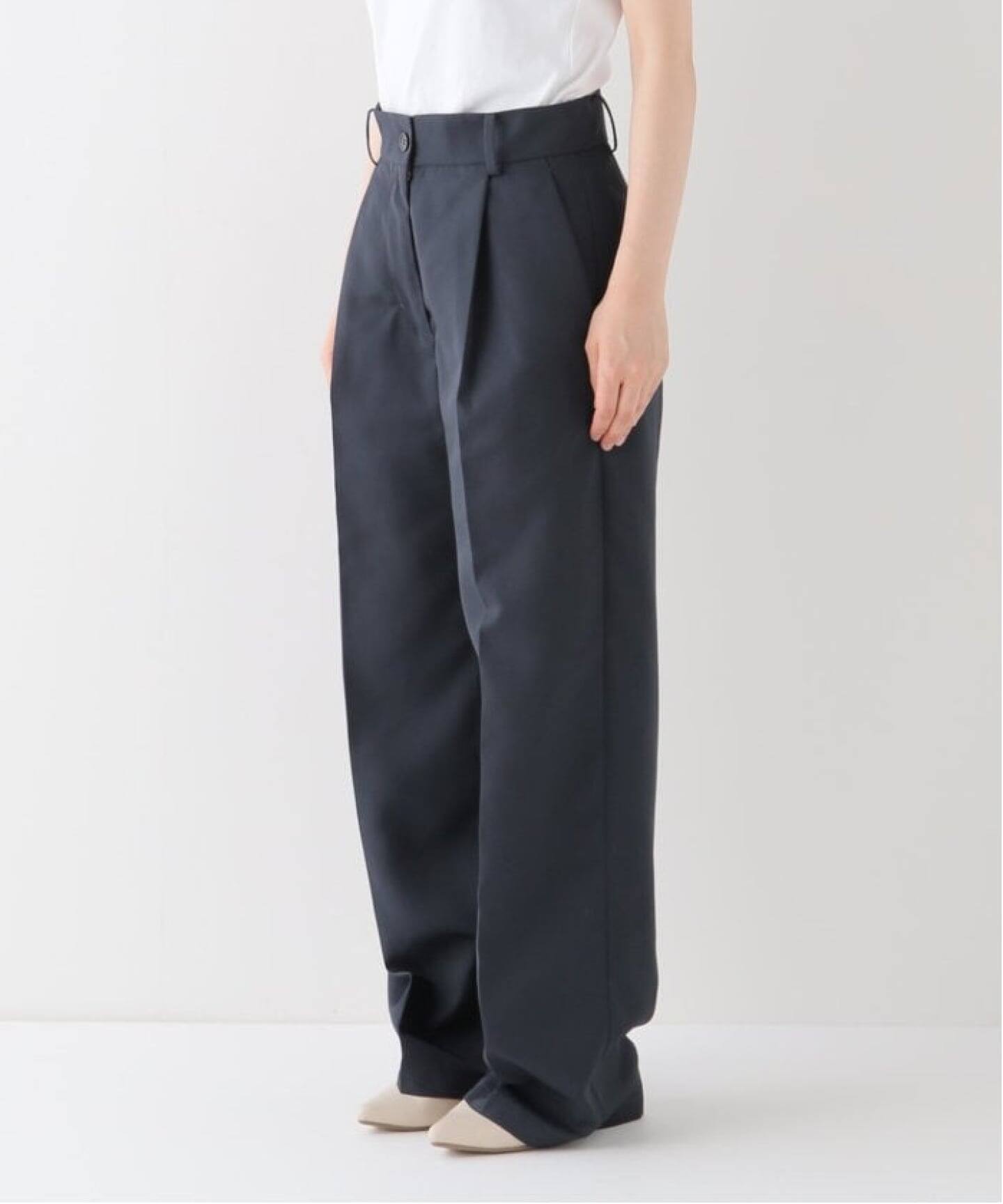 チノライクタックワイドパンツ（チノパンツ）｜VERMEIL par iena