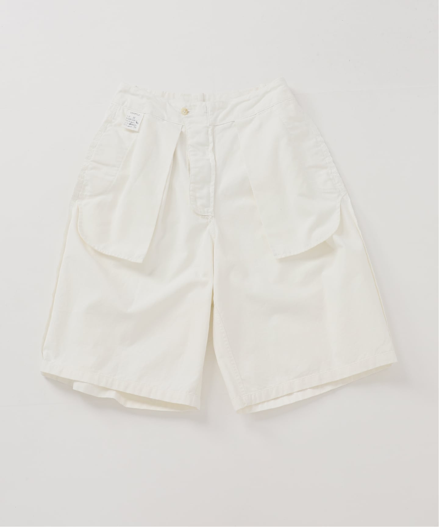 Le minor ルミノア M52 BERMUDA LMC03404（ショート・ハーフパンツ