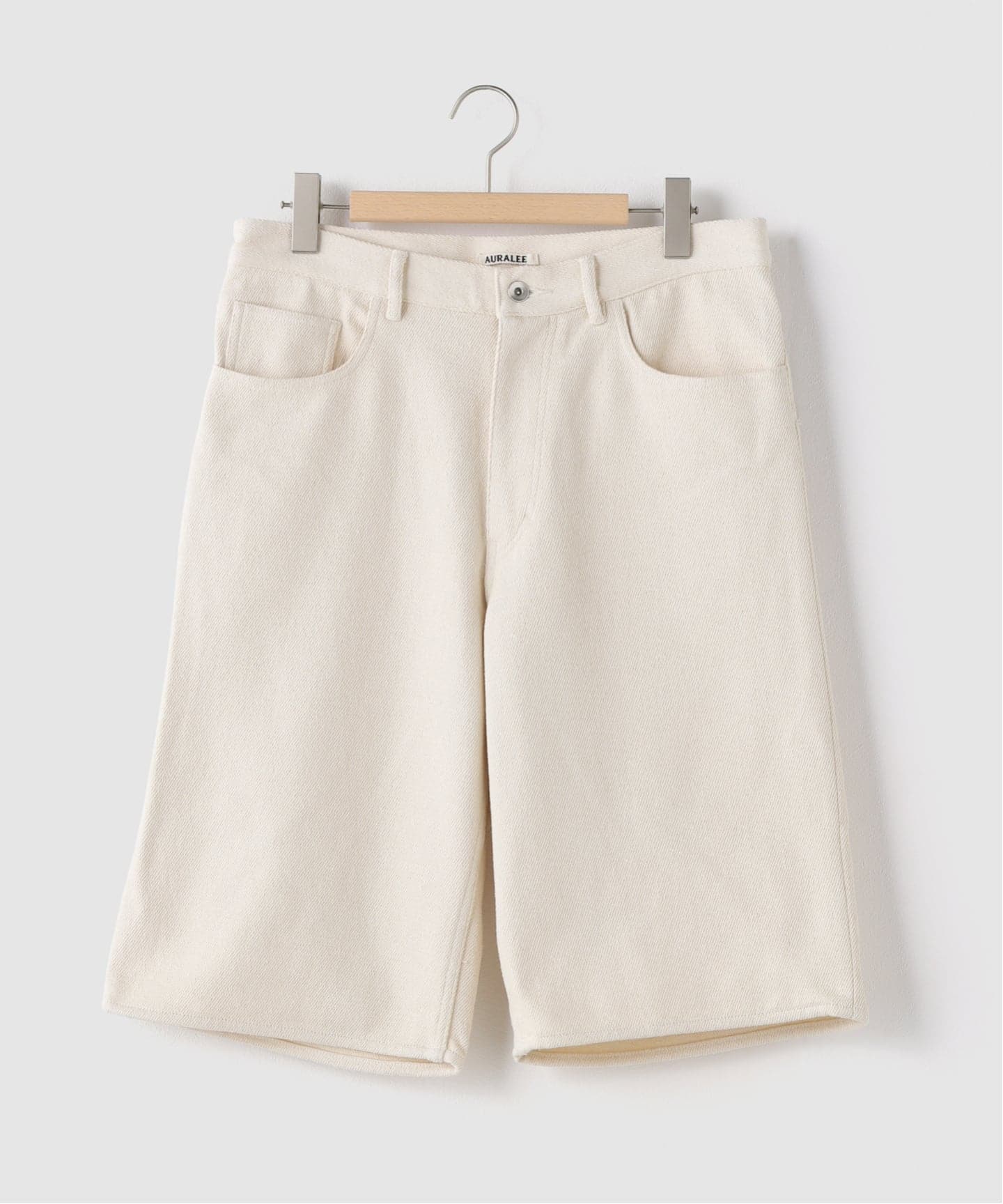 AURALEE (オーラリー) SILK NEP DENIM 5P WIDE SHORTS（その他パンツ