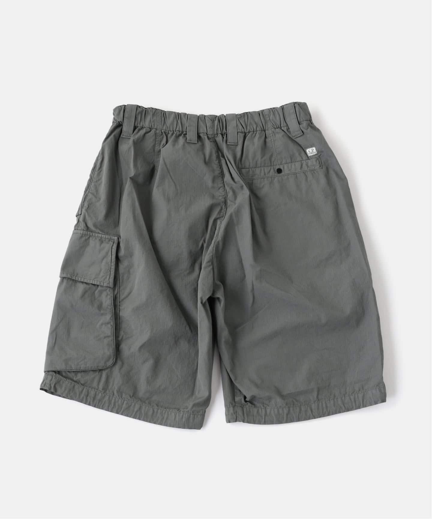 C.P.Company / シーピーカンパニー BERMUDA CARGO IN COTTON RIP-STOP