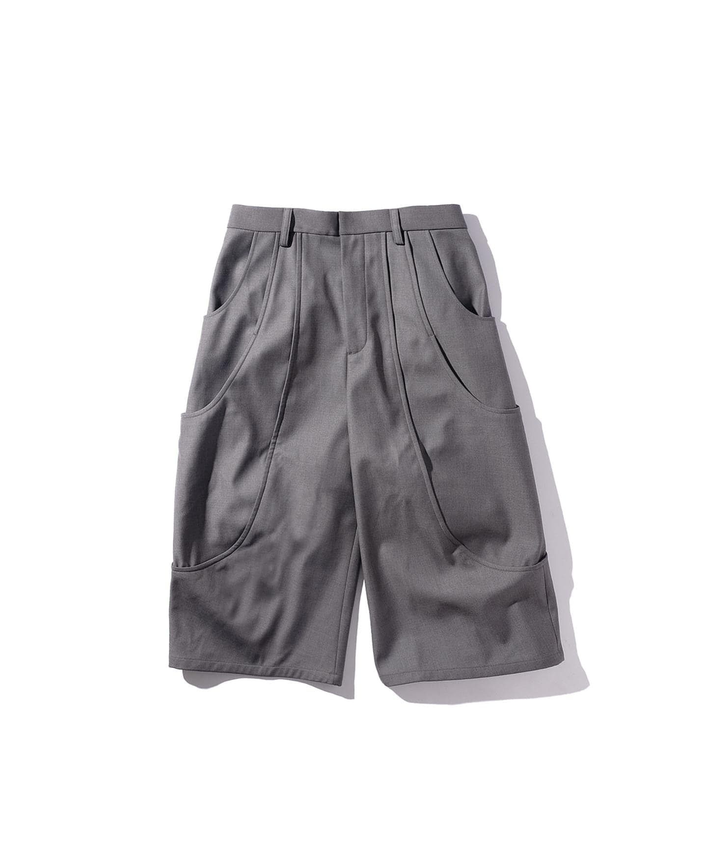 GOAT ESSENCE / ゴートエッセンス TUCK CURVE WIDE SHORTS（ショート