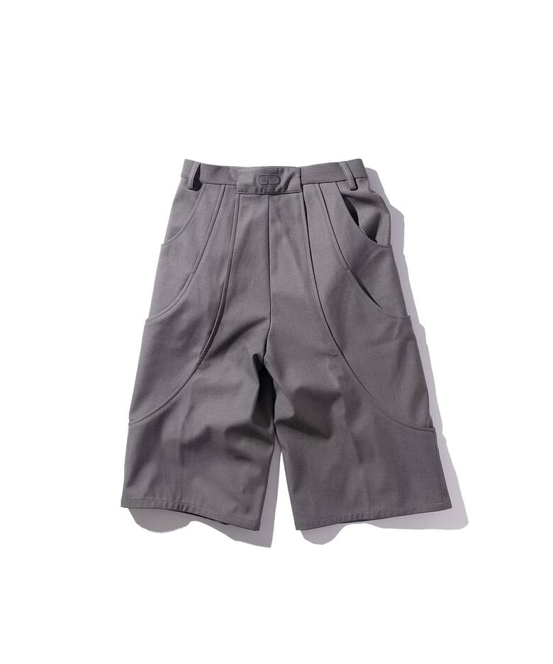 GOAT ESSENCE / ゴートエッセンス TUCK CURVE WIDE SHORTS（ショート 