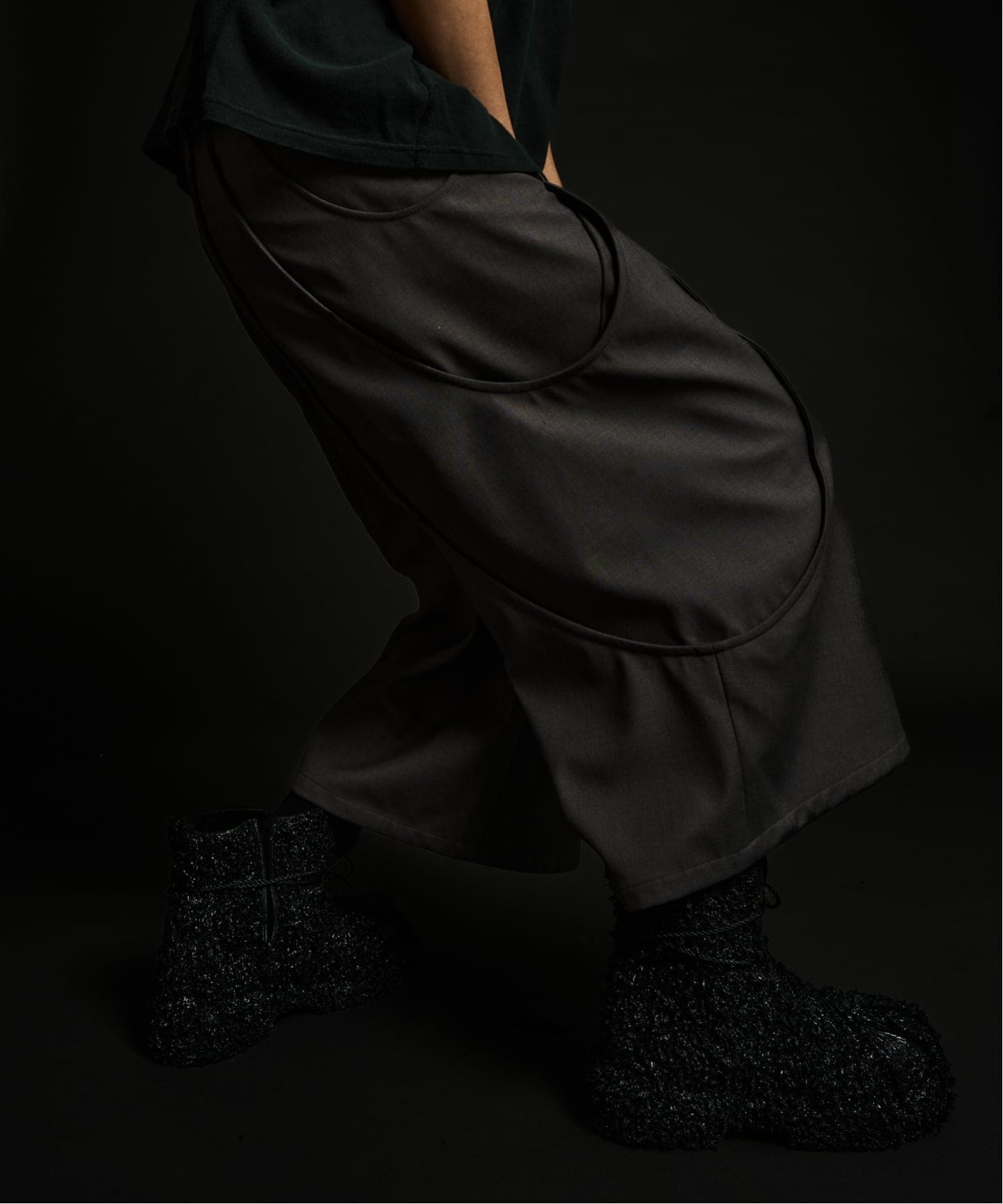 GOAT ESSENCE / ゴートエッセンス TUCK CURVE WIDE SHORTS（ショート