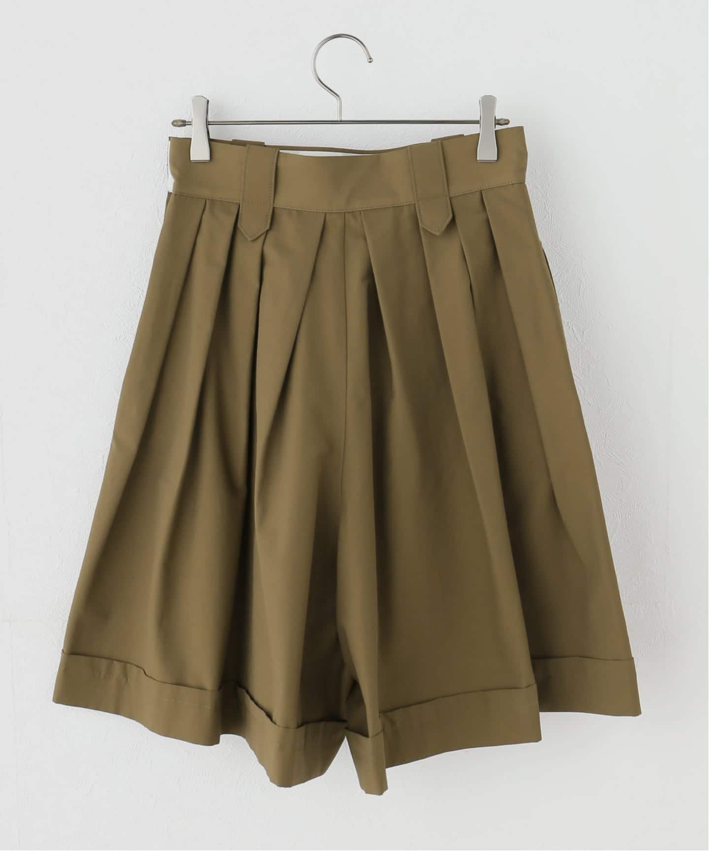 Ujoh/ウジョー Tuck Culottes（ショート・ハーフパンツ）｜NOBLE