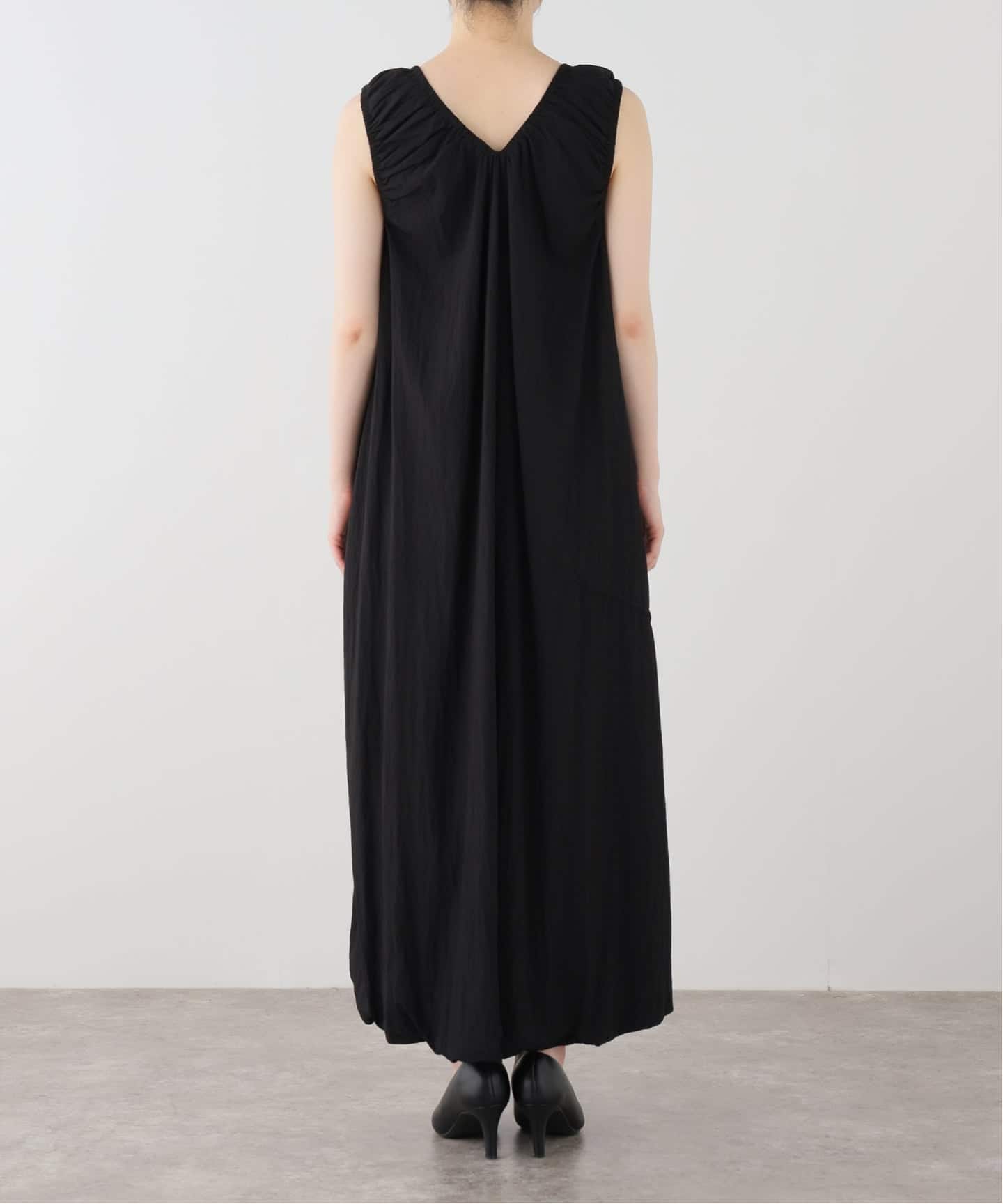 La TOTALITE LIBERTY Vネックマキシワンピース 洗える】ナイロンワッシャー2WAYワンピース（ワンピース）｜La