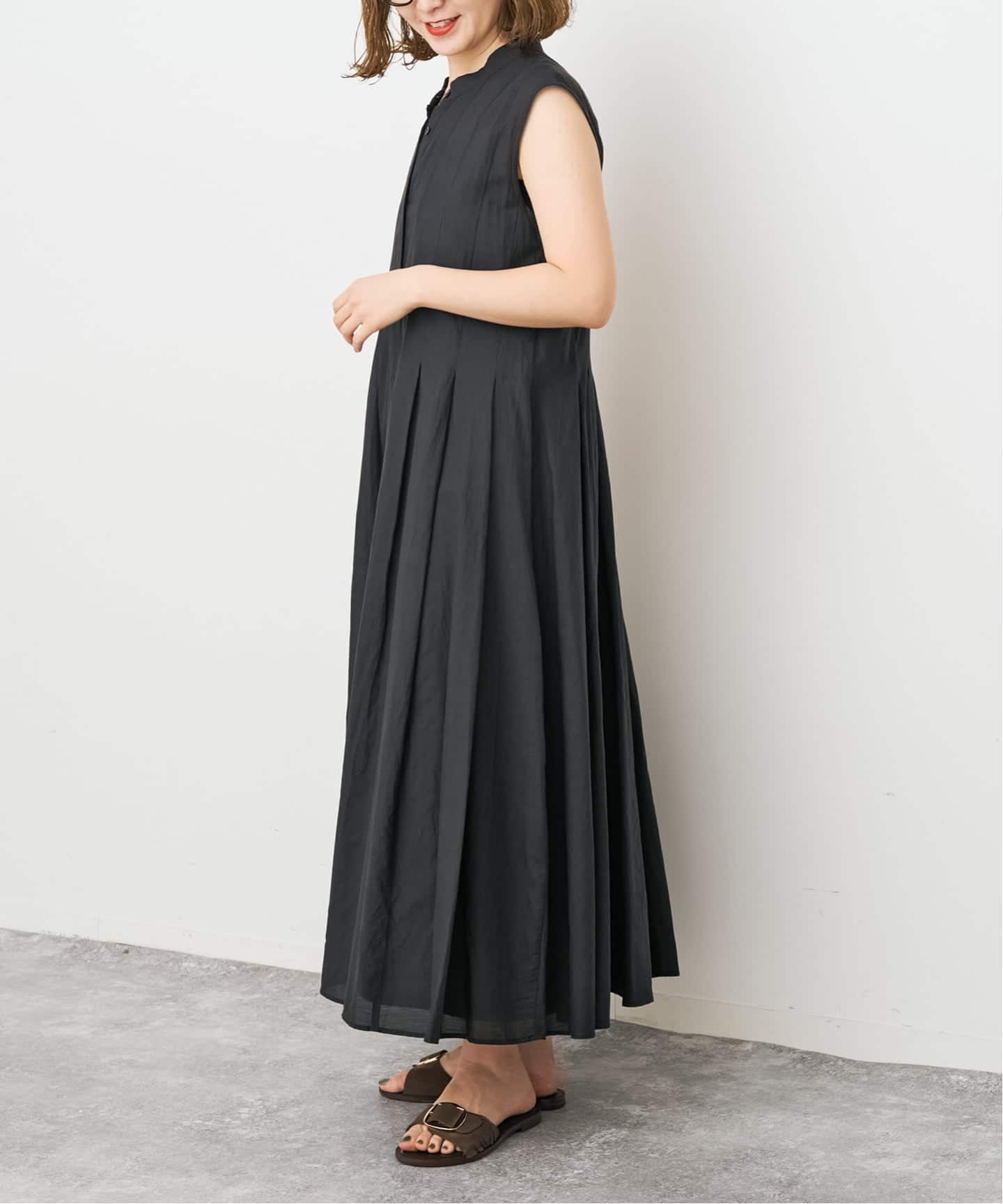 Spick & Span　ボイルタックノースリーブワンピース　　ブラック36 手洗い可》C/Rボイルタックノースリーブワンピース（ワンピース