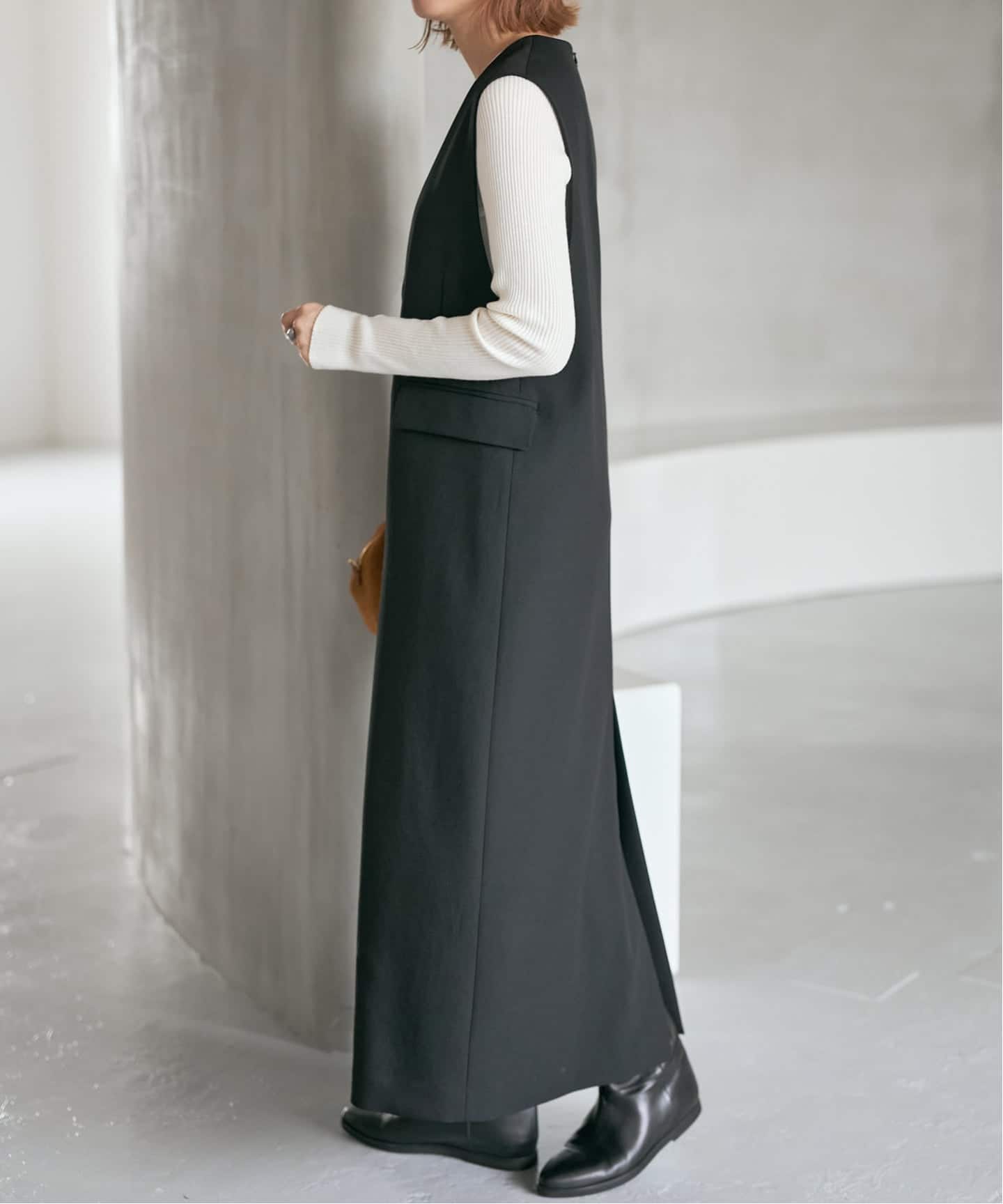 WEB限定 / 追加予約》ダブルクロスVネックワンピース（ワンピース