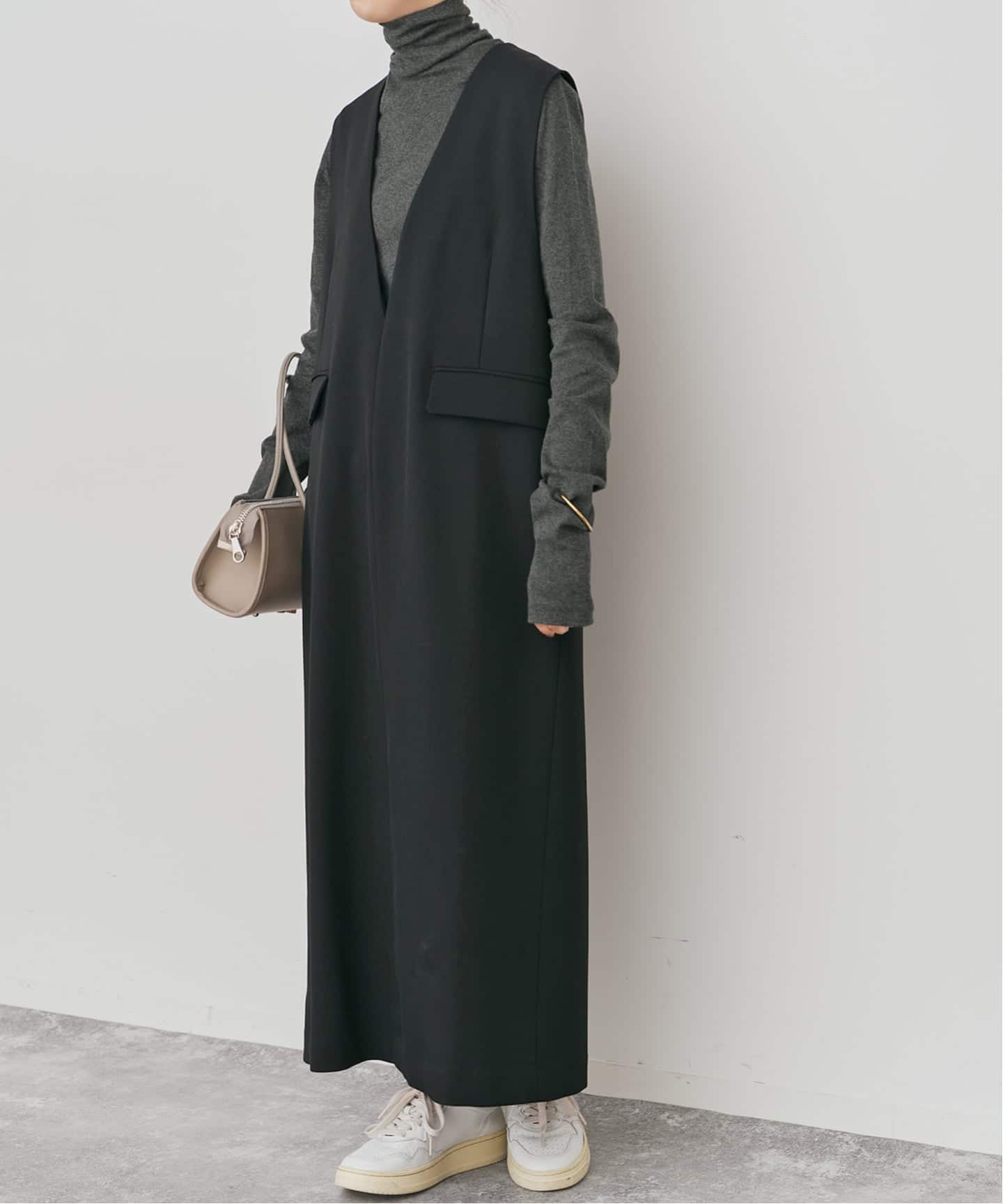 WEB限定 / 追加予約》ダブルクロスVネックワンピース（ワンピース