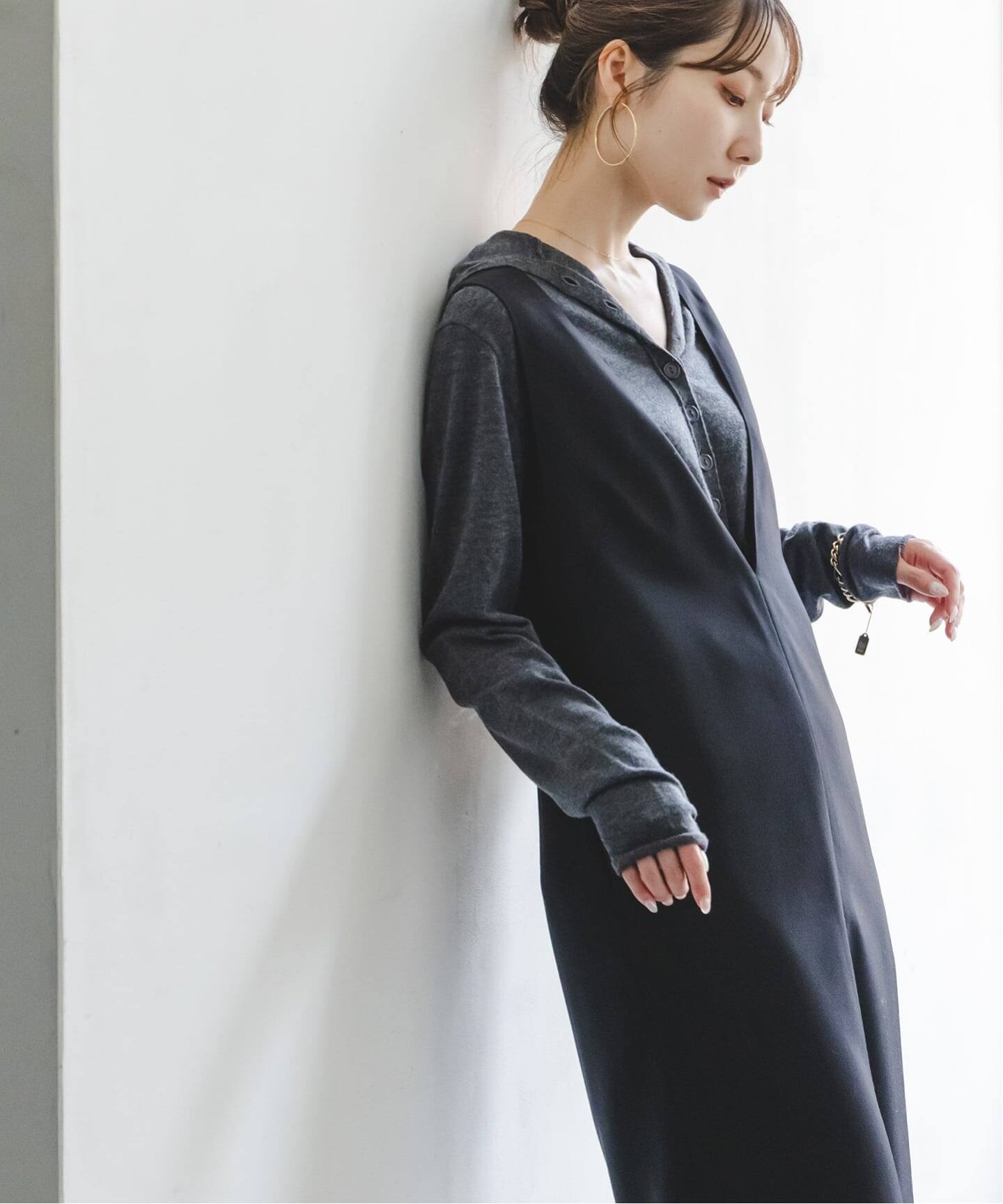 WEB&一部店舗限定追加》ストレートVネックワンピース（ワンピース