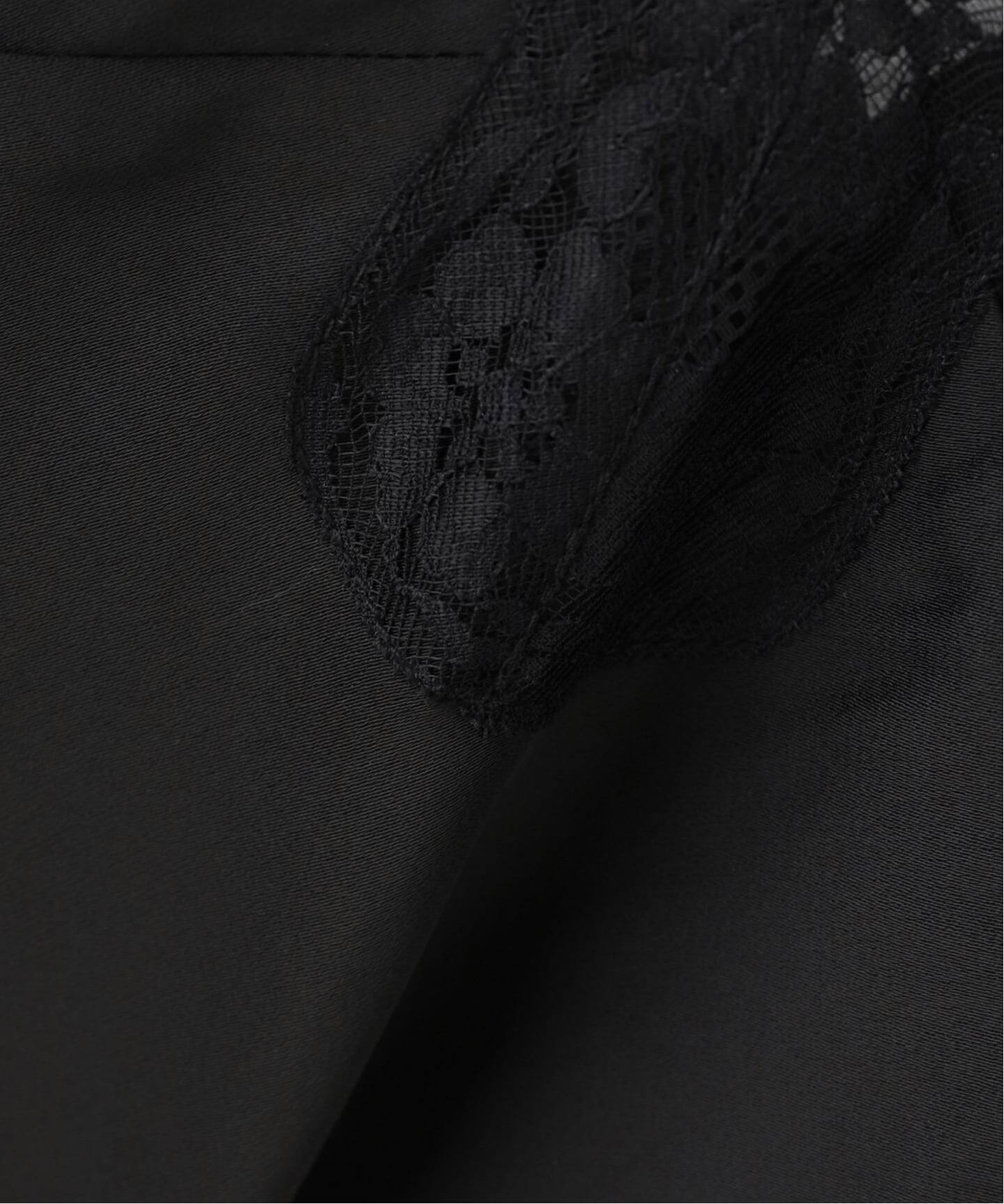 GREEN BUTTER/グリーンバター】 SILKY LACE SLIP MINI DRESS