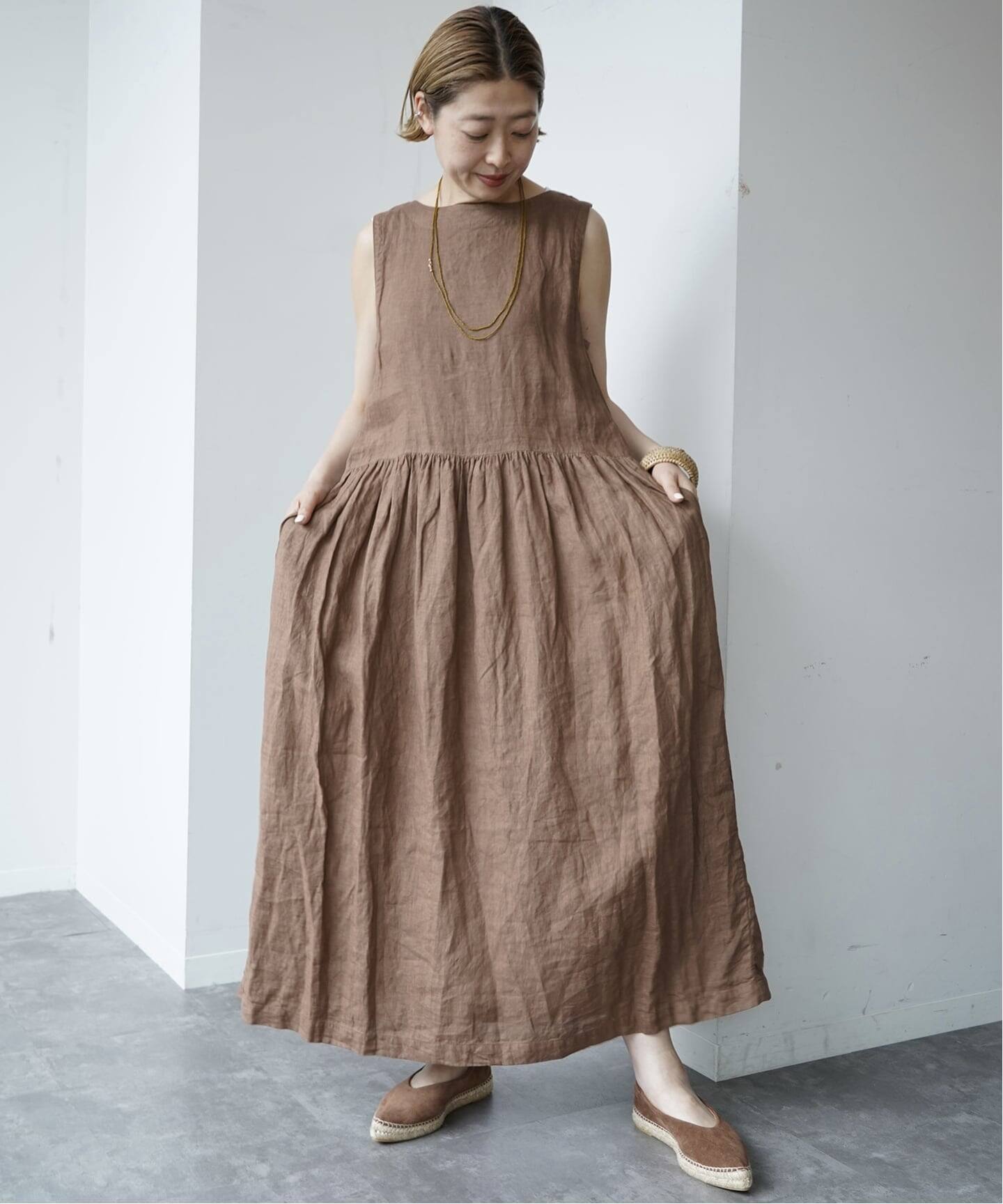 ARMEN】LINEN PLAIN BOAT NECK DRESS（ワンピース）｜journal standard 