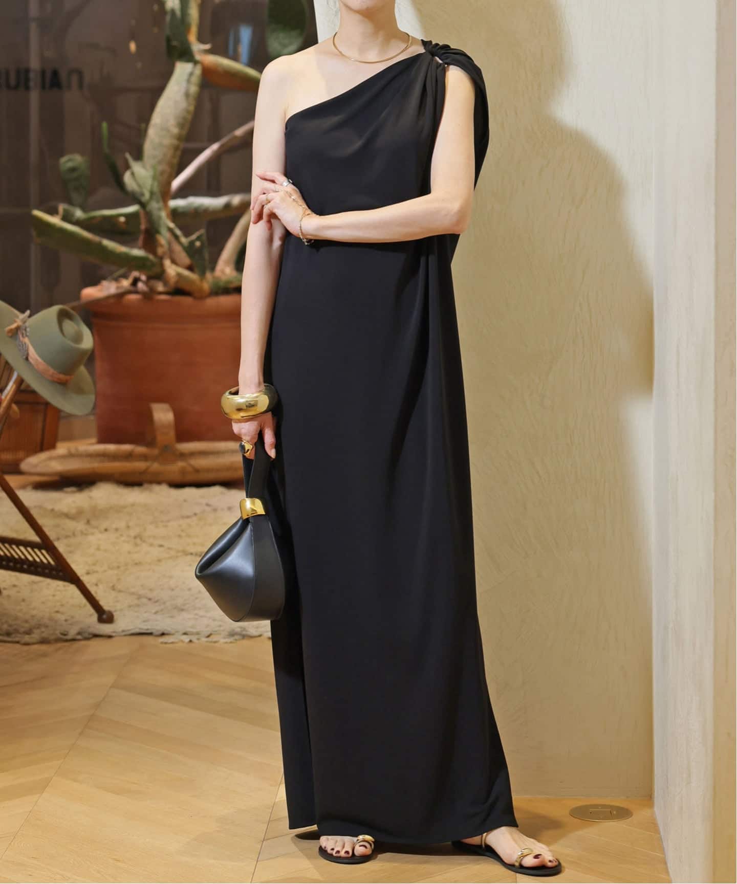Col Pierrot/コル ピエロ】One shoulder maxi ワンピース（ワンピース