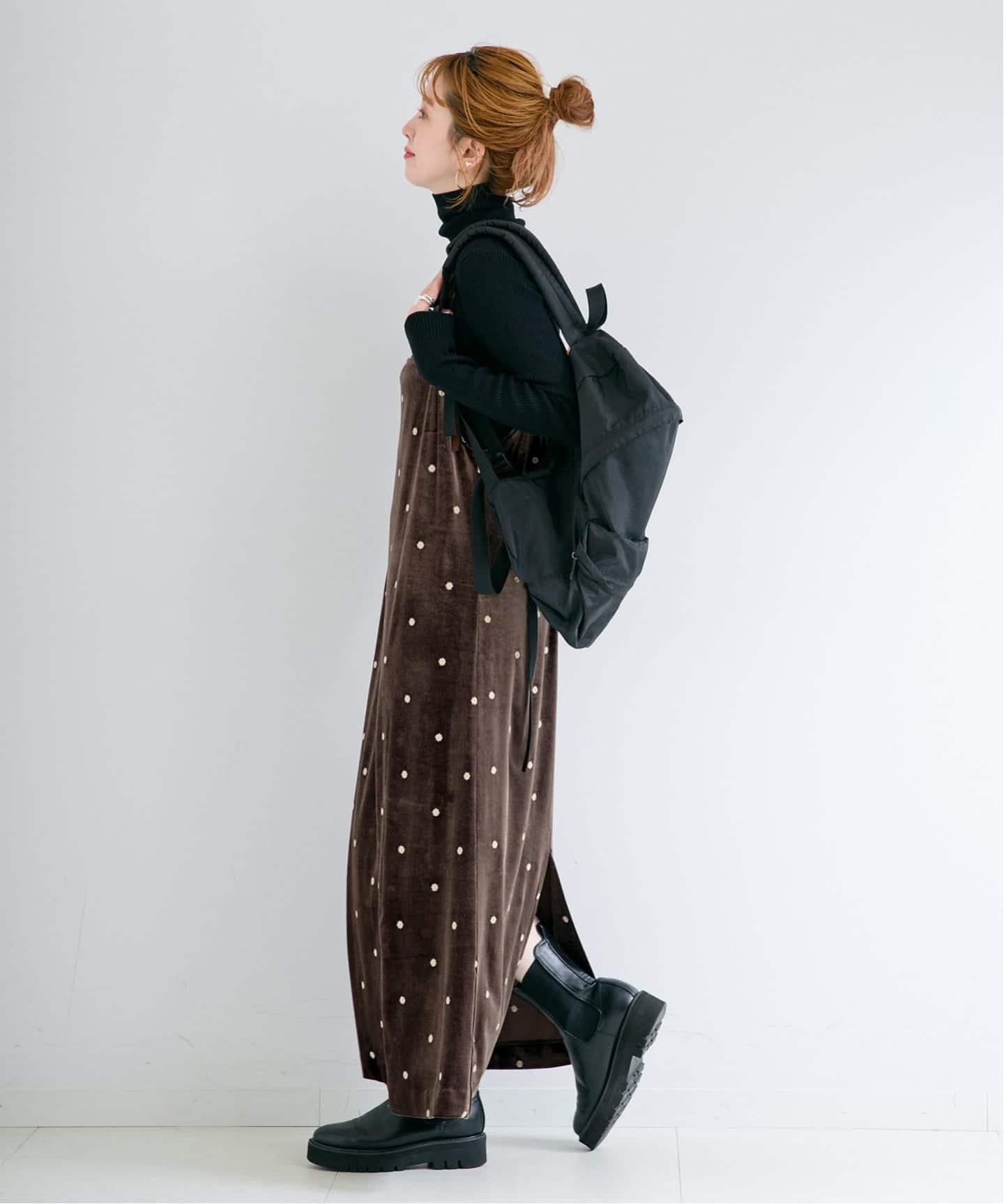 WEB限定】手洗い可 / ベロアフラワー刺繍ワンピース（ワンピース