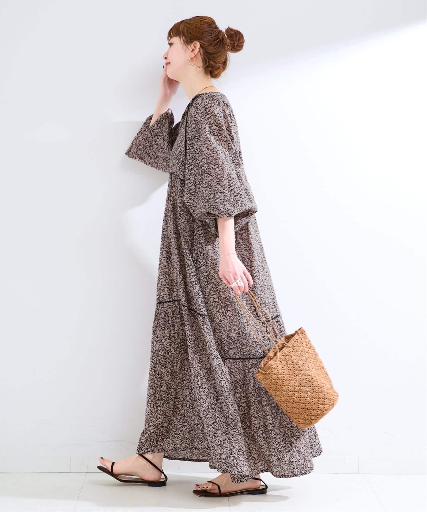 パフスリーブプリントワンピース ★ ショッパー付き WEB限定】別注 / FANAKA / モノトーンプリントパフスリーブワンピ