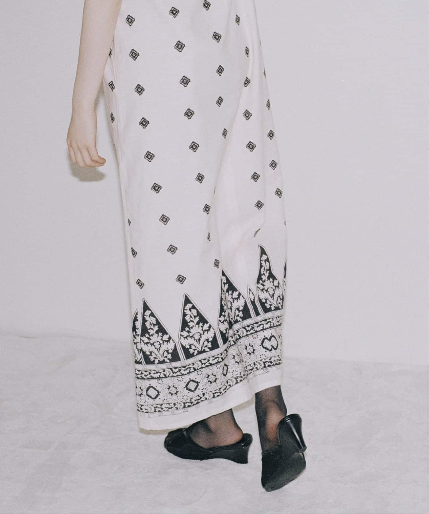 SARA MALLIKA/サラマリカ】 Flower Print Cami Dress（ワンピース