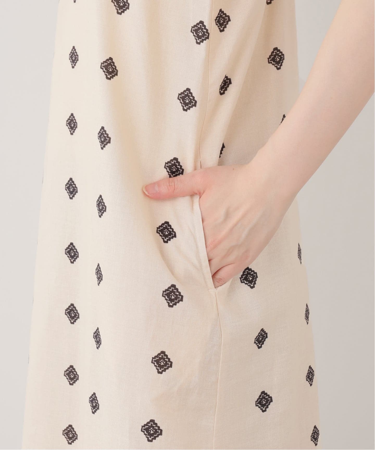 SARA MALLIKA/サラマリカ】 Flower Print Cami Dress（ワンピース
