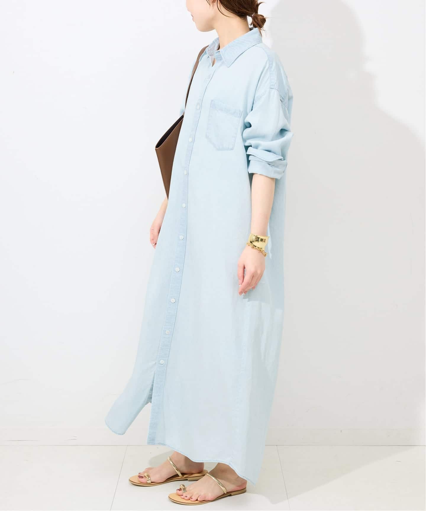 SLOBE IENA 25SS デニムライクシャツワンピース サックスブルー WEB限定/追加》デニムライクシャツワンピース（ワンピース）｜SLOBE