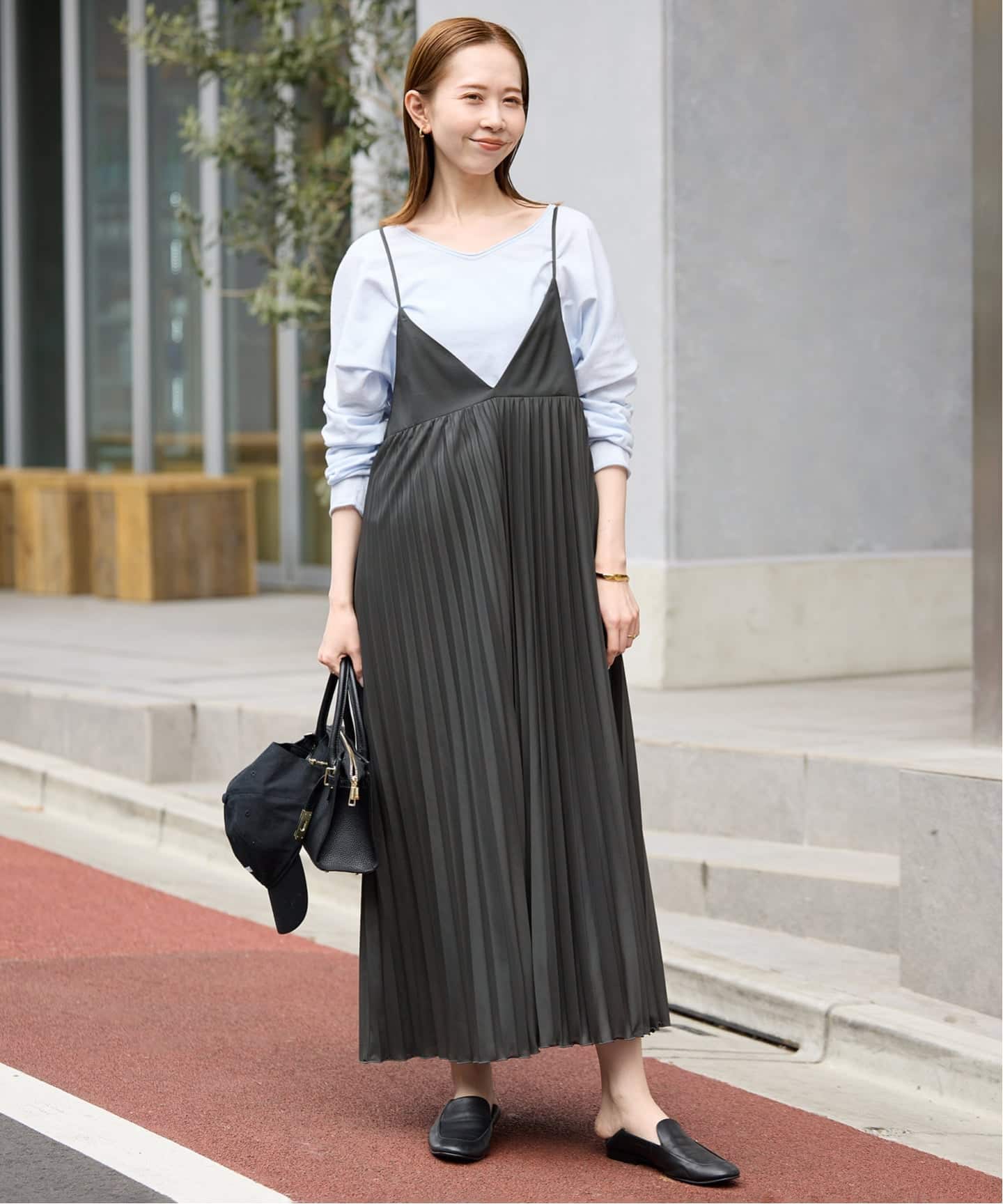 WEB限定/追加》パウダリーサテンプリーツキャミワンピース（ワンピース