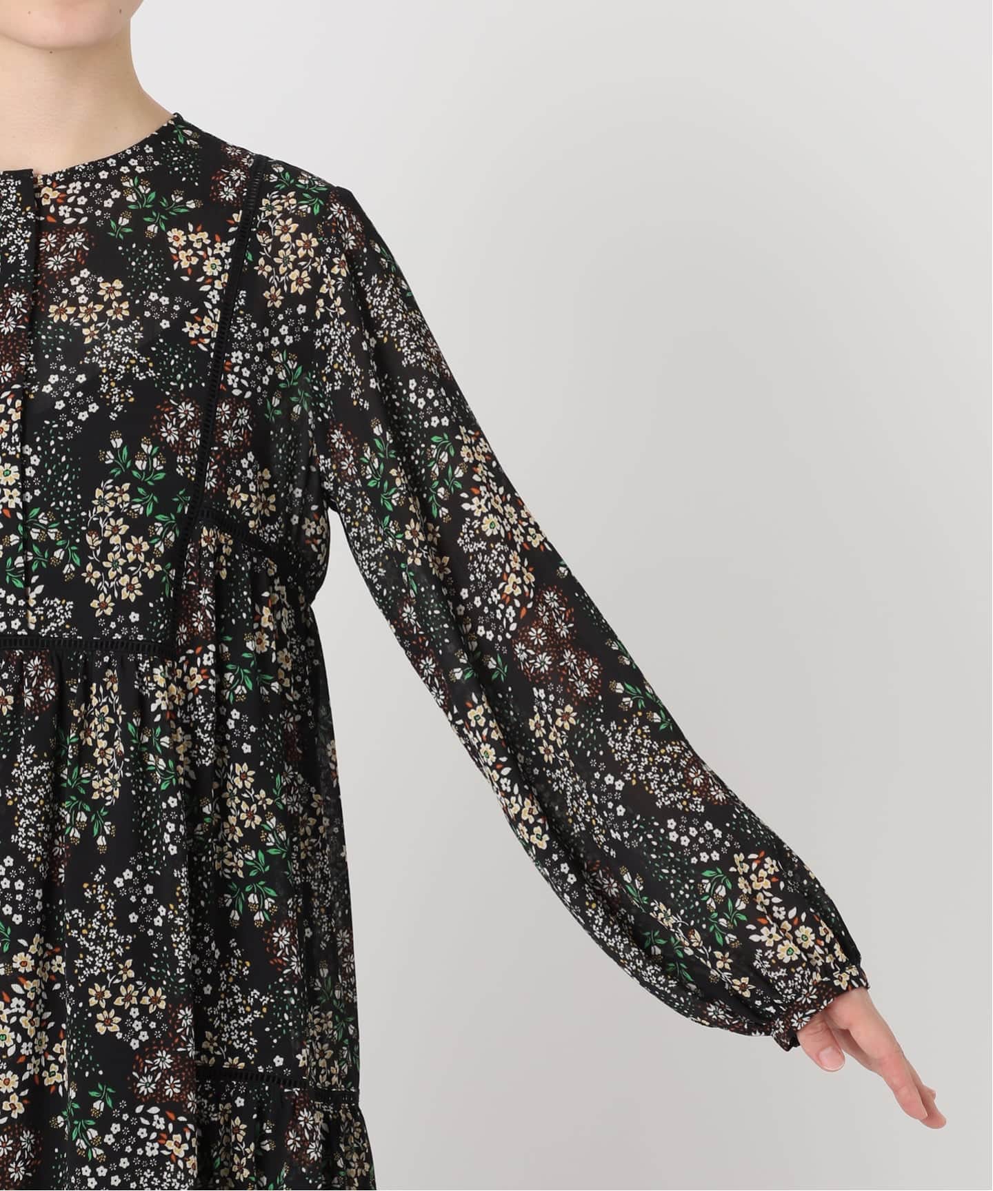 WEB限定/追加予約2》FLOWER PRINT ワンピース（ワンピース）｜SLOBE