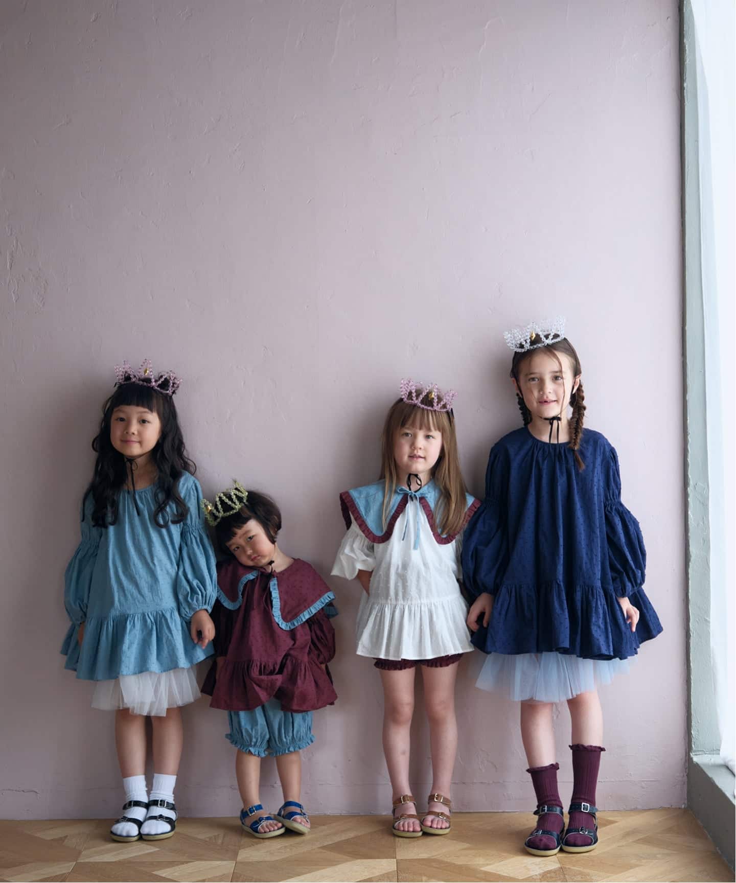 さ*）様 uhr dot mini dress ワンピース　3-4y Uhr/ウーア】 LIMITED Dot Mini Dress（80cm-120cm）（キッズウェア