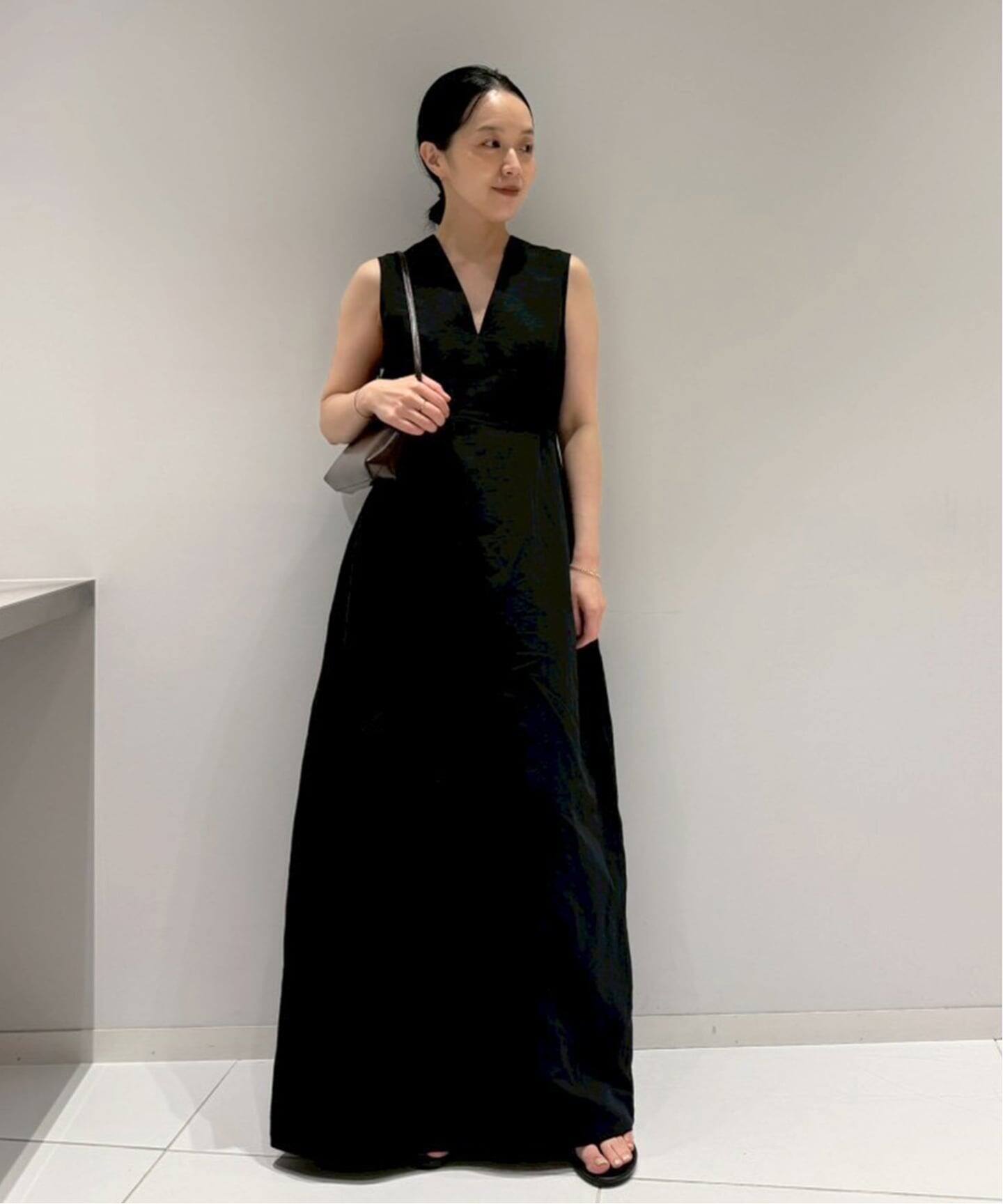 日曜限定価格【plage】R’IAM EMBROIDALY ワンピース　ブラック 六本木店・WEB限定》R'IAM PLAIN ワンピース（ワンピース）｜Plage
