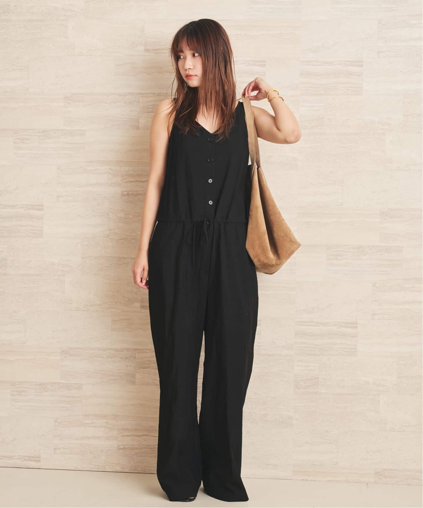 le / ル BUTTON SLEEVELESS ジャンプスーツ（サロペット