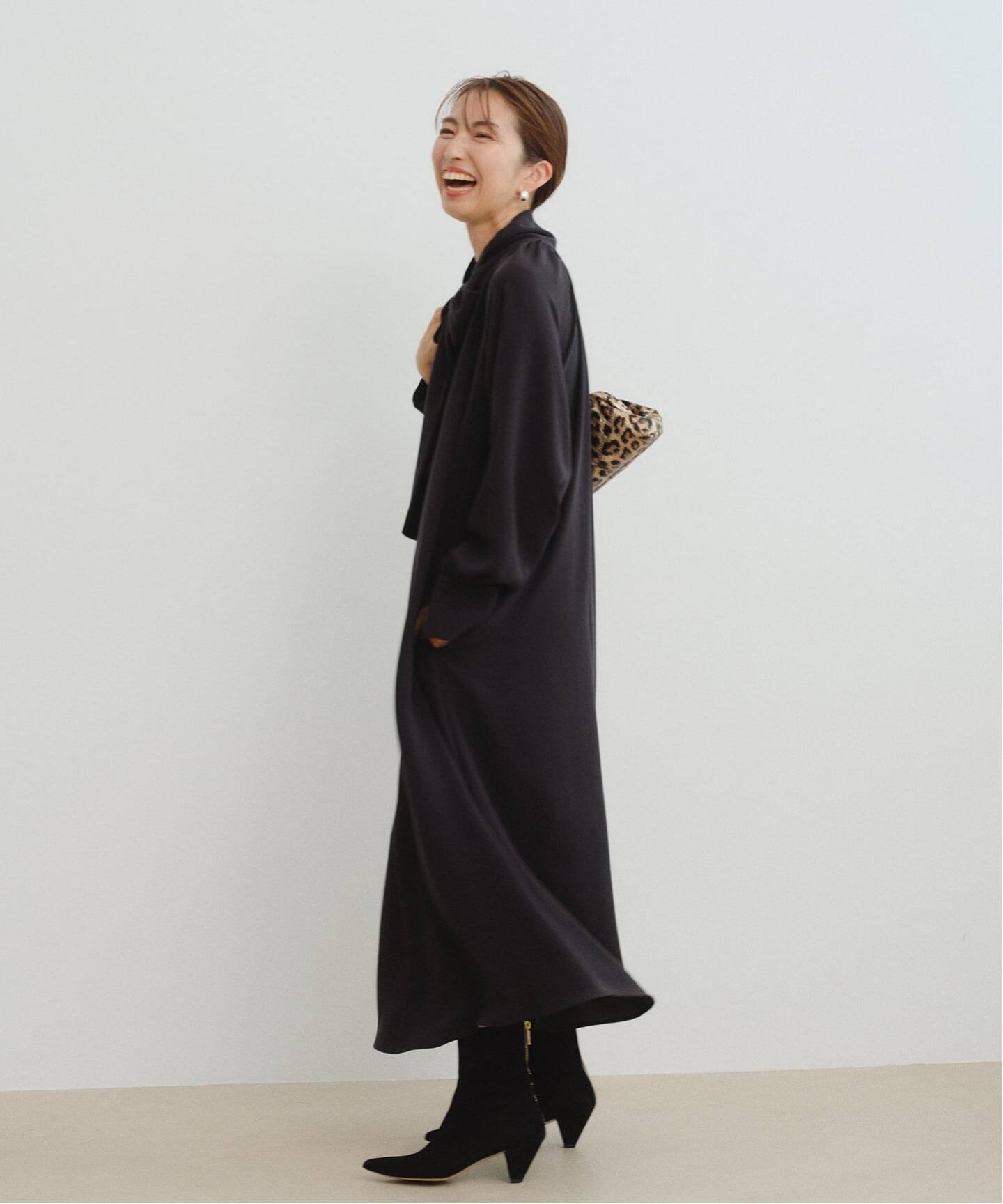 美品　HERMES 刺繍 シルク100% ボウタイワンピース ブラック34 追加3予約》2WAY ボウタイワンピース（ワンピース）｜VERMEIL par iena