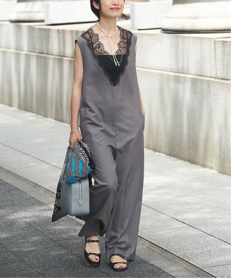 一部カラーWEB限定／予約》Lace Neck オールインワン（つなぎ 