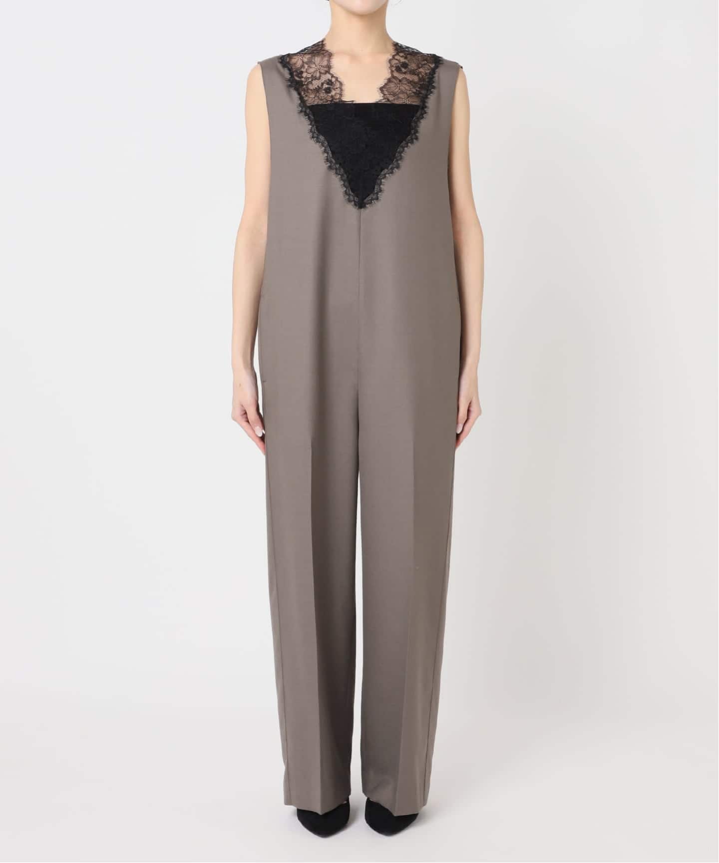 一部カラーWEB限定》Lace Neck オールインワン（つなぎ