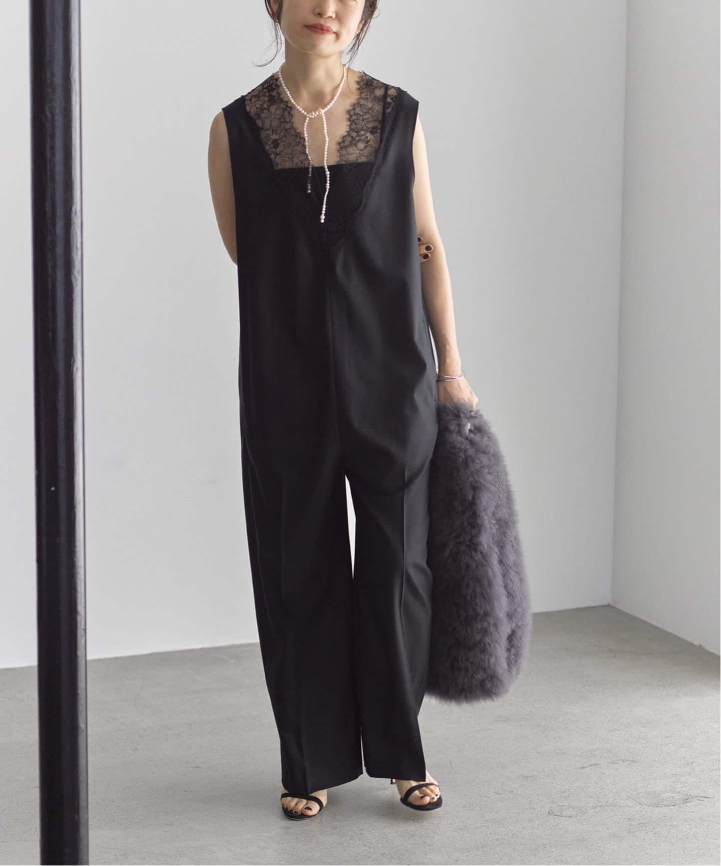 一部カラーWEB限定／予約》Lace Neck オールインワン（つなぎ