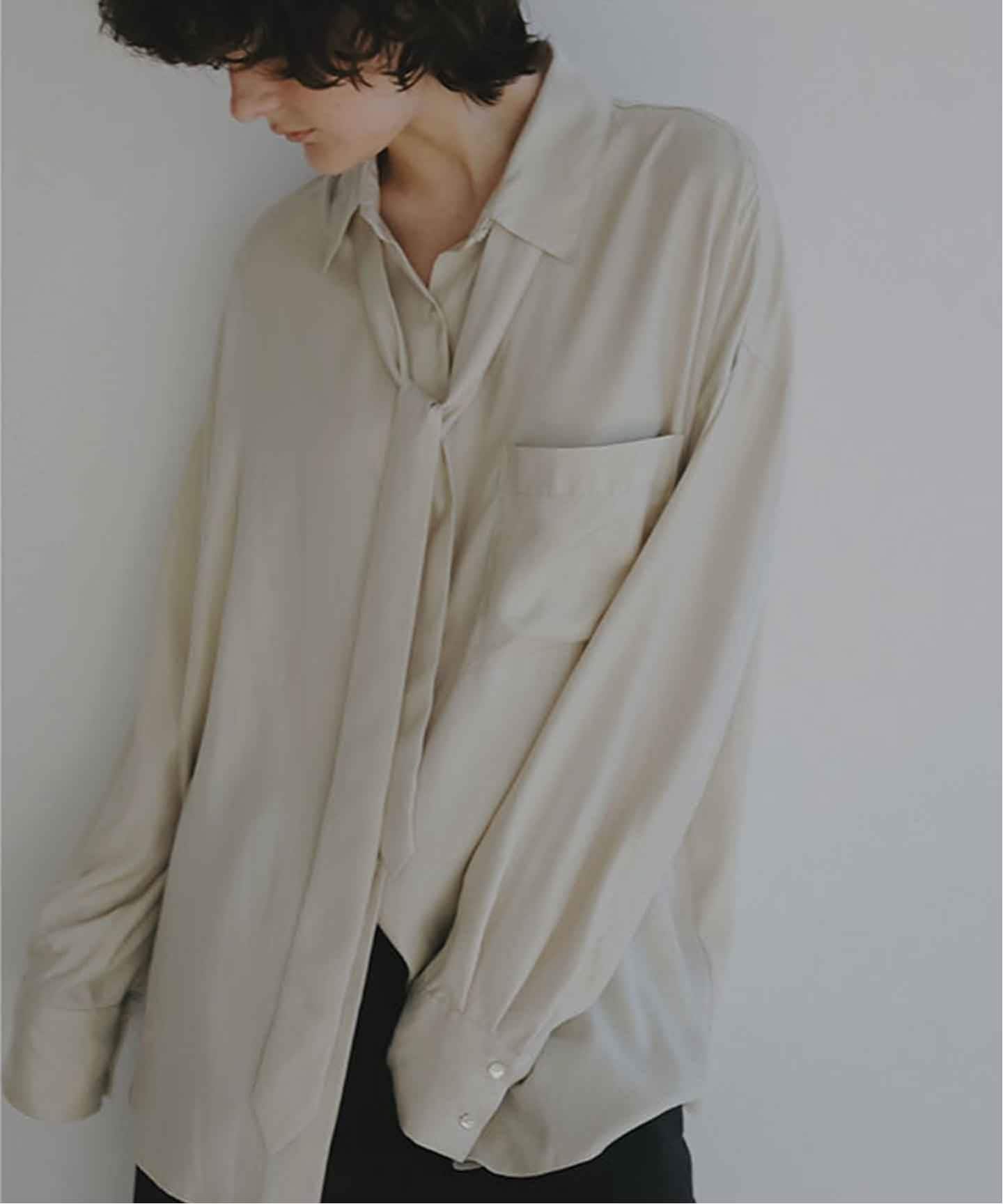 ETRE TOKYO キュプラネクタイオーバーサイズシャツ（シャツ／ブラウス
