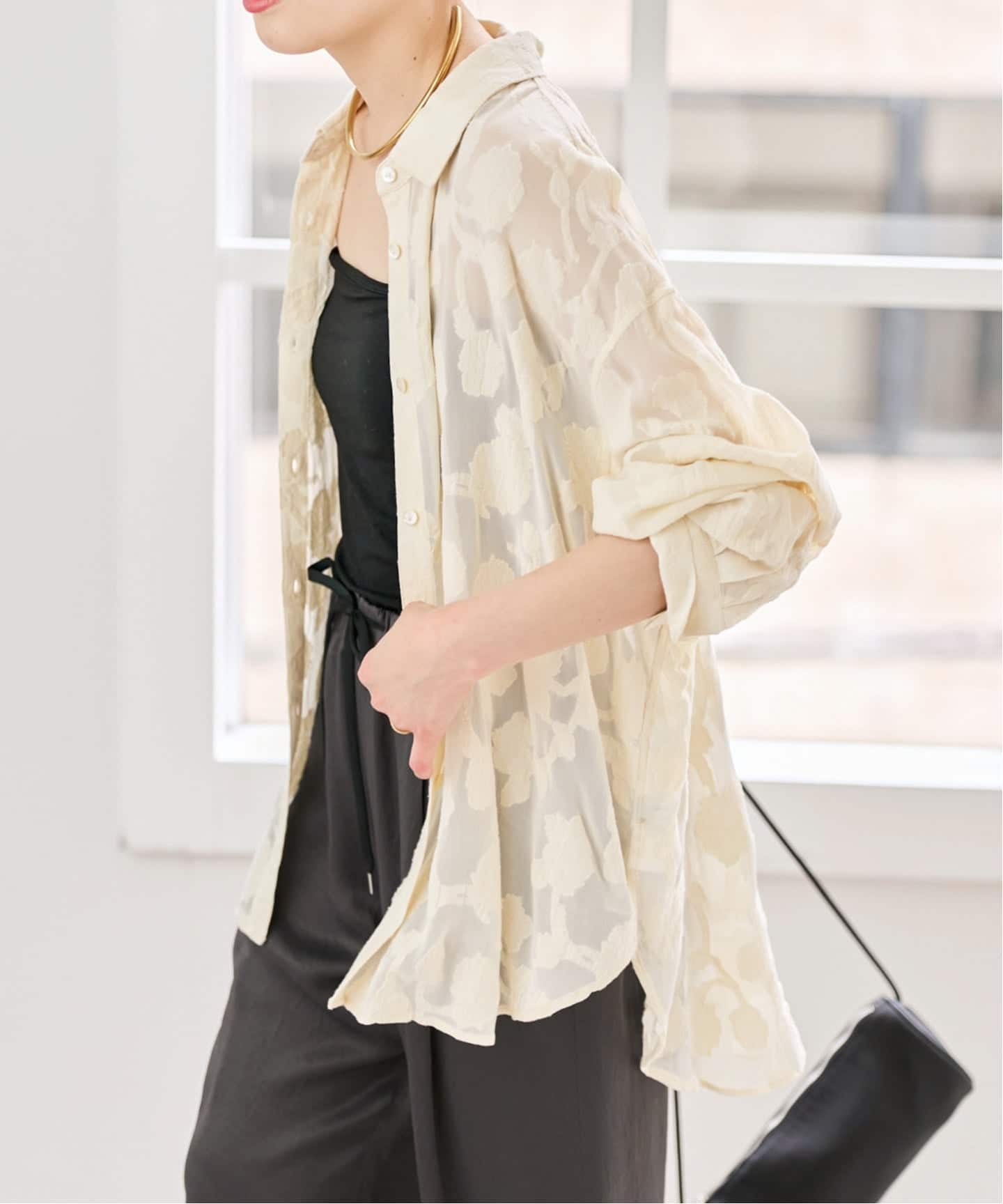 Spick & Span HYU フラワージャガードブラウス　ホワイト HYU フラワージャガードシャツ（シャツ／ブラウス）｜Spick & Span