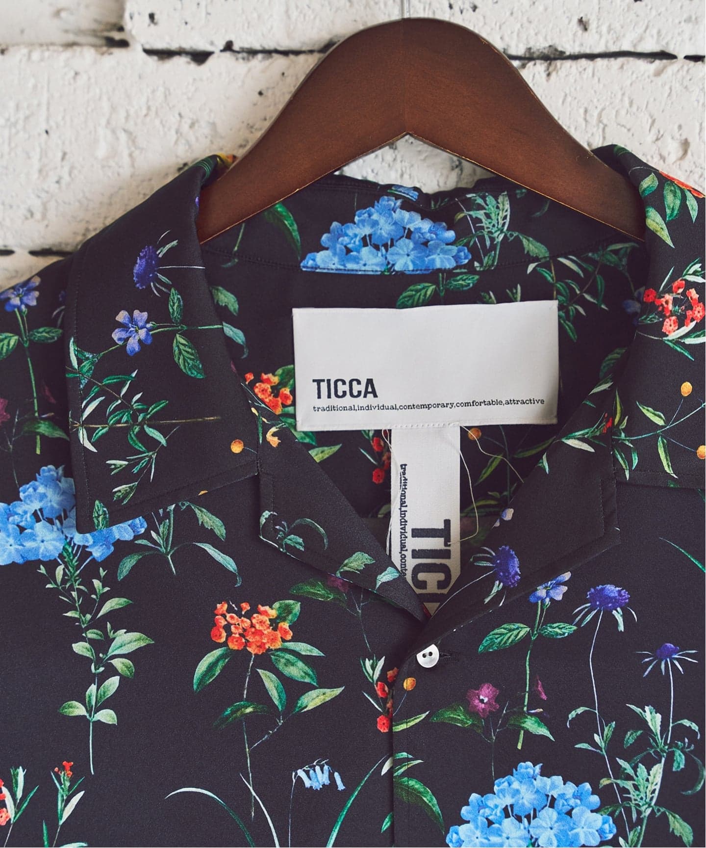☆Spick&Span TICCA ティッカ 別注フラワープリントシャツ 新品☆ TICCA / ティッカ 別注フラワープリントシャツ（シャツ／ブラウス
