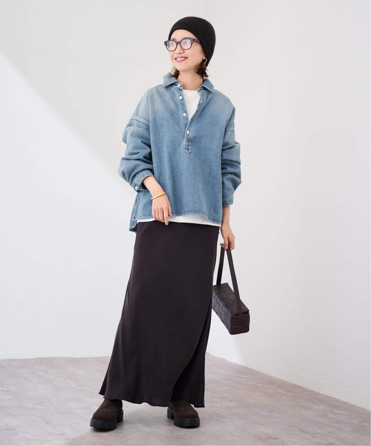 新品タグ付き　FRAMeWORK フレームワーク　デニムプルオーバーシャツ ≪WEB限定 / 追加予約≫デニムプルオーバーシャツ（シャツ／ブラウス