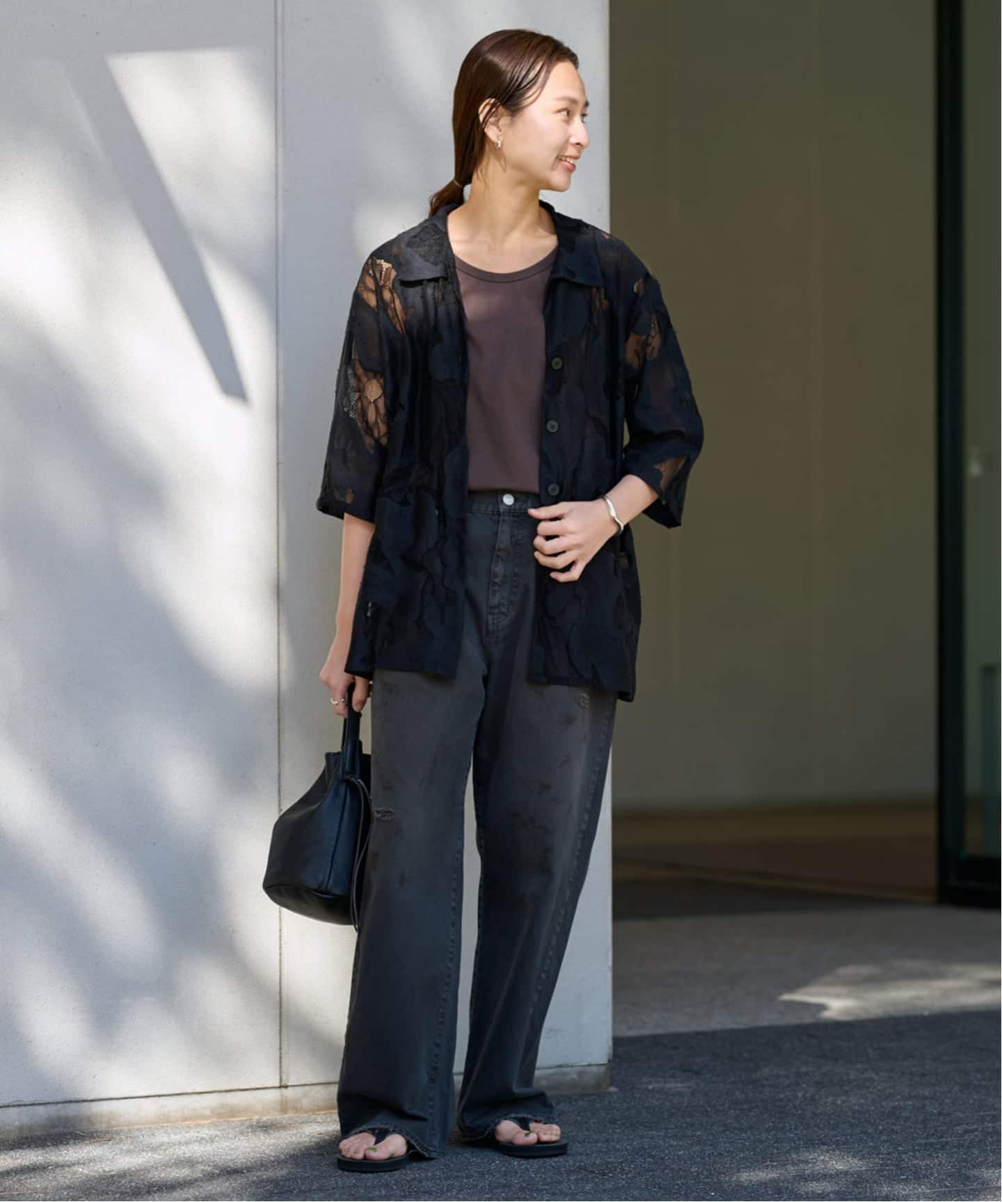 25SSフレームワークESTHE OVERSIZED SHEER LACE V ≪追加予約≫ESTHE OVERSIZED SHEER LACE シャツ（シャツ／ブラウス