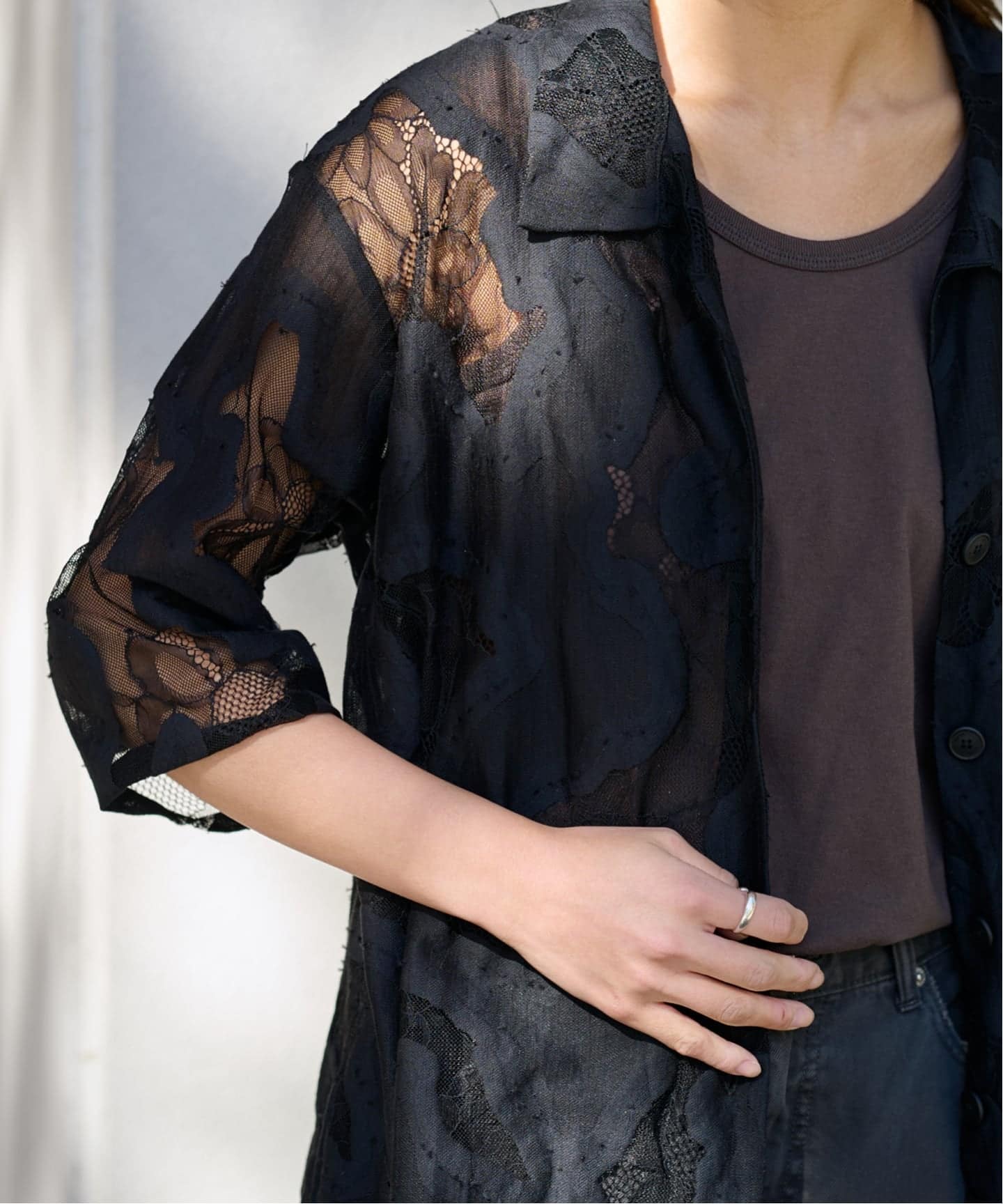 ≪追加予約≫ESTHE OVERSIZED SHEER LACE シャツ（シャツ／ブラウス