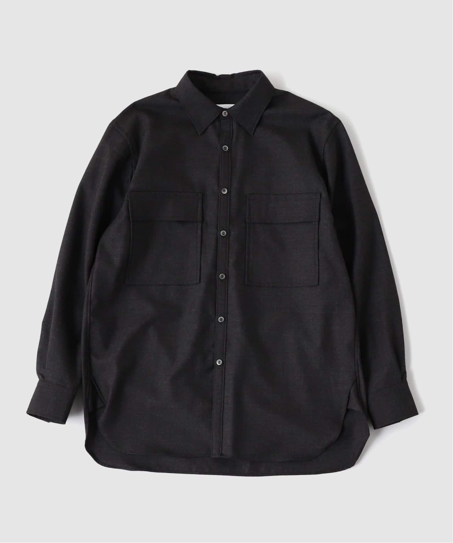 STILL BY HAND / スティルバイハンド】Garment-dye band collar shirt