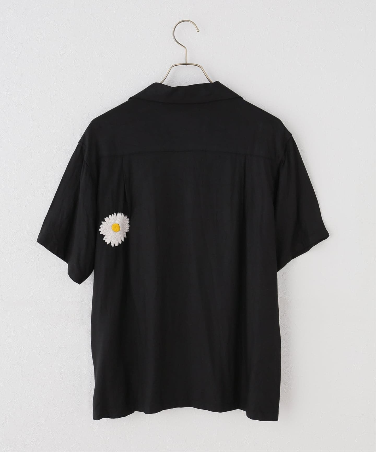 NOMARHYTHM TEXTILE】FLOWER EMBROIDERY OPEN COLL（シャツ／ブラウス