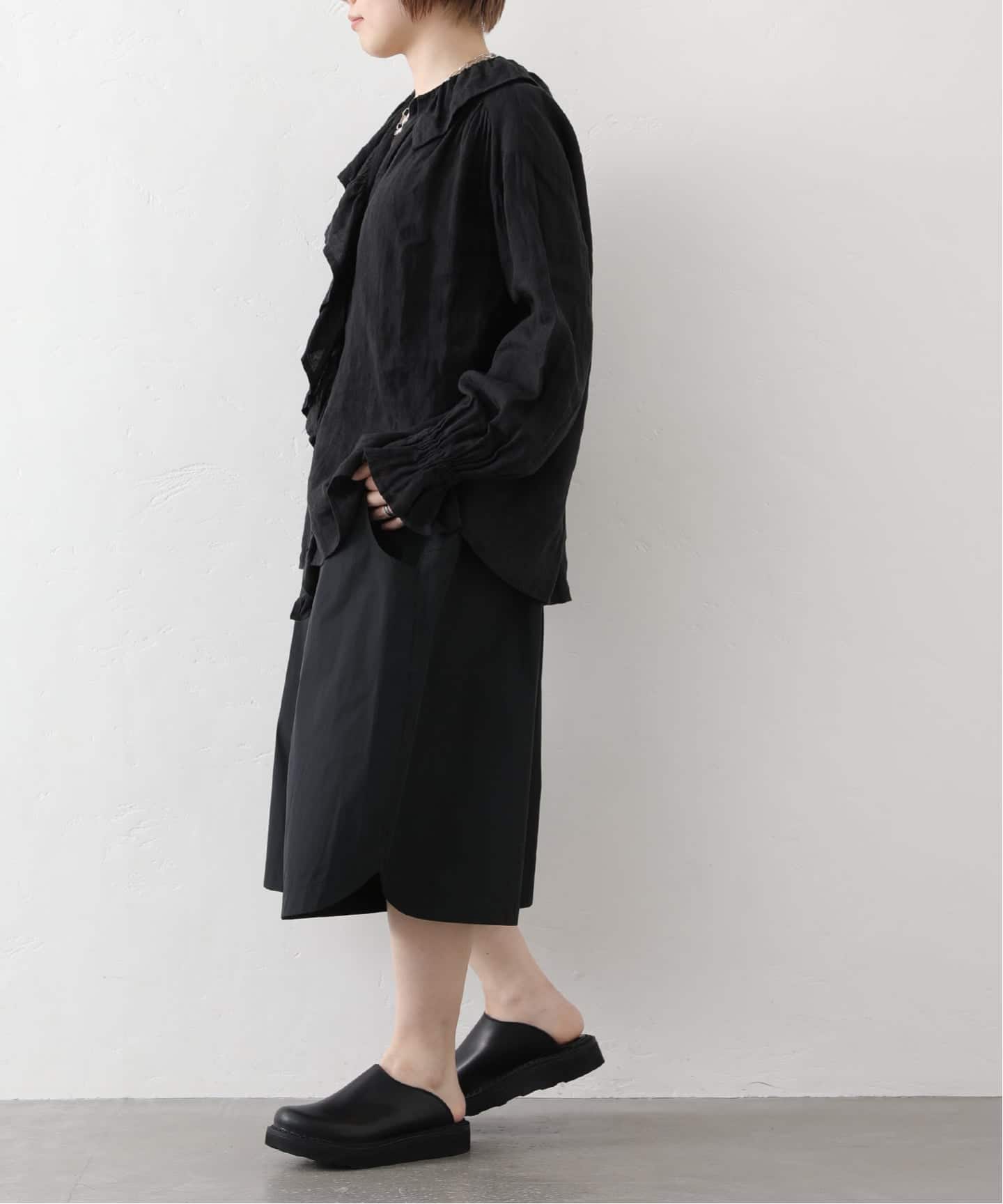 予約》フレンチリネン フリルパフブラウス（シャツ／ブラウス