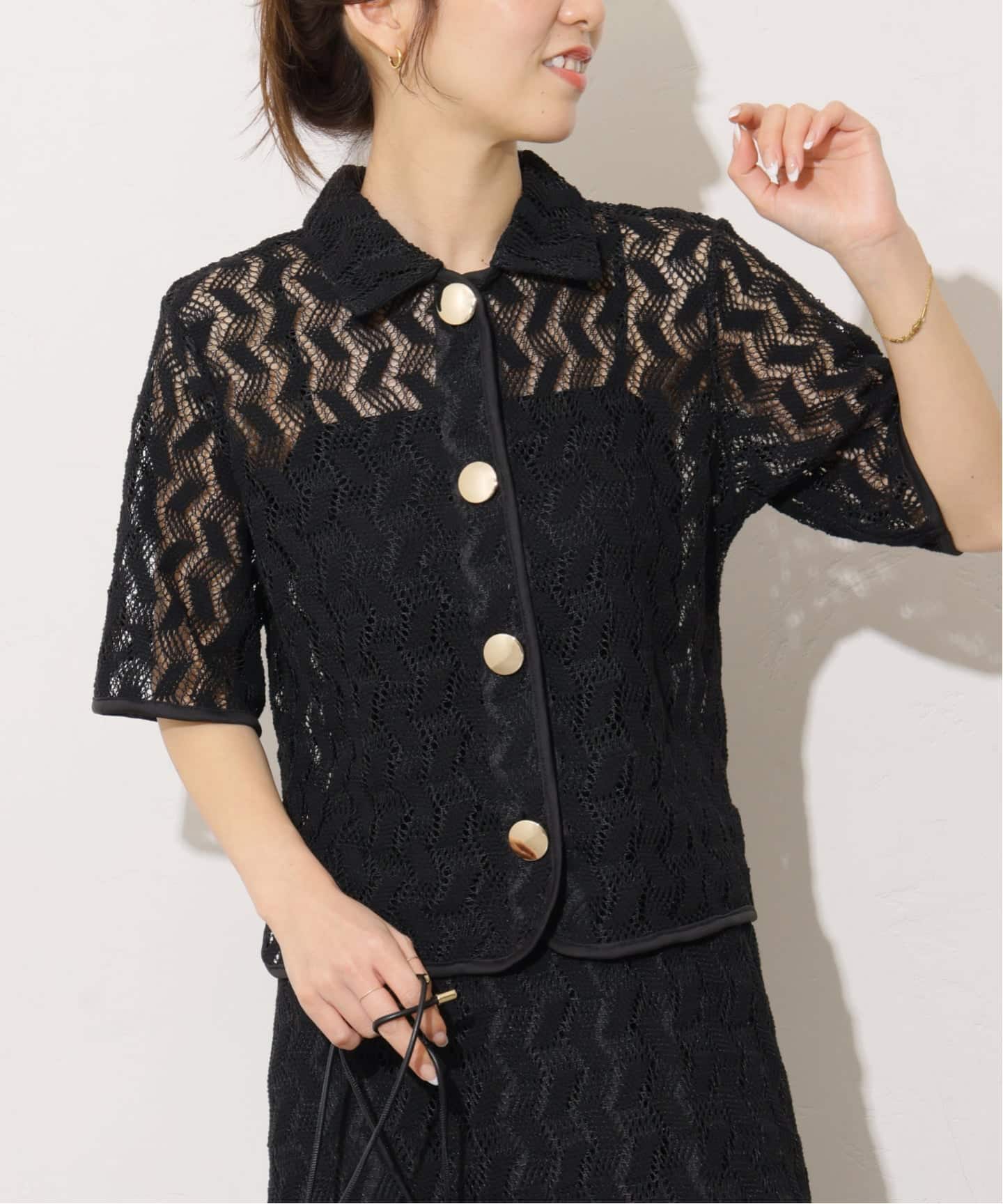 新品 レースシャツ TORRAZZO DONNA/トラッゾドンナ】ジオメトリックレースシャツ（シャツ