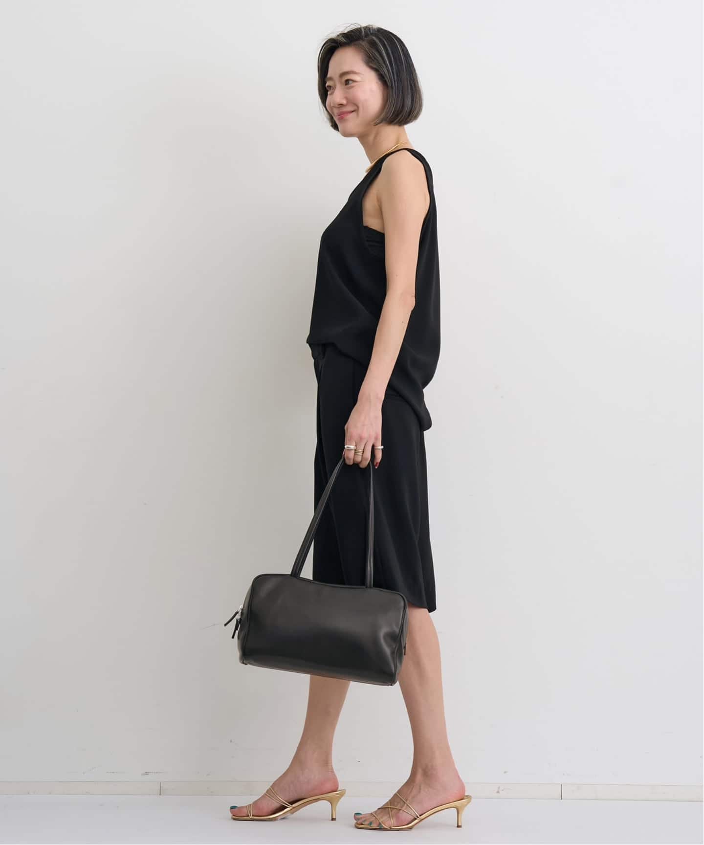 新品未使用 アパルトモン タンクトップ オートミールのみ MidiUmi ベーシックタンクトップ｜ MARcourt ONLINE STORE